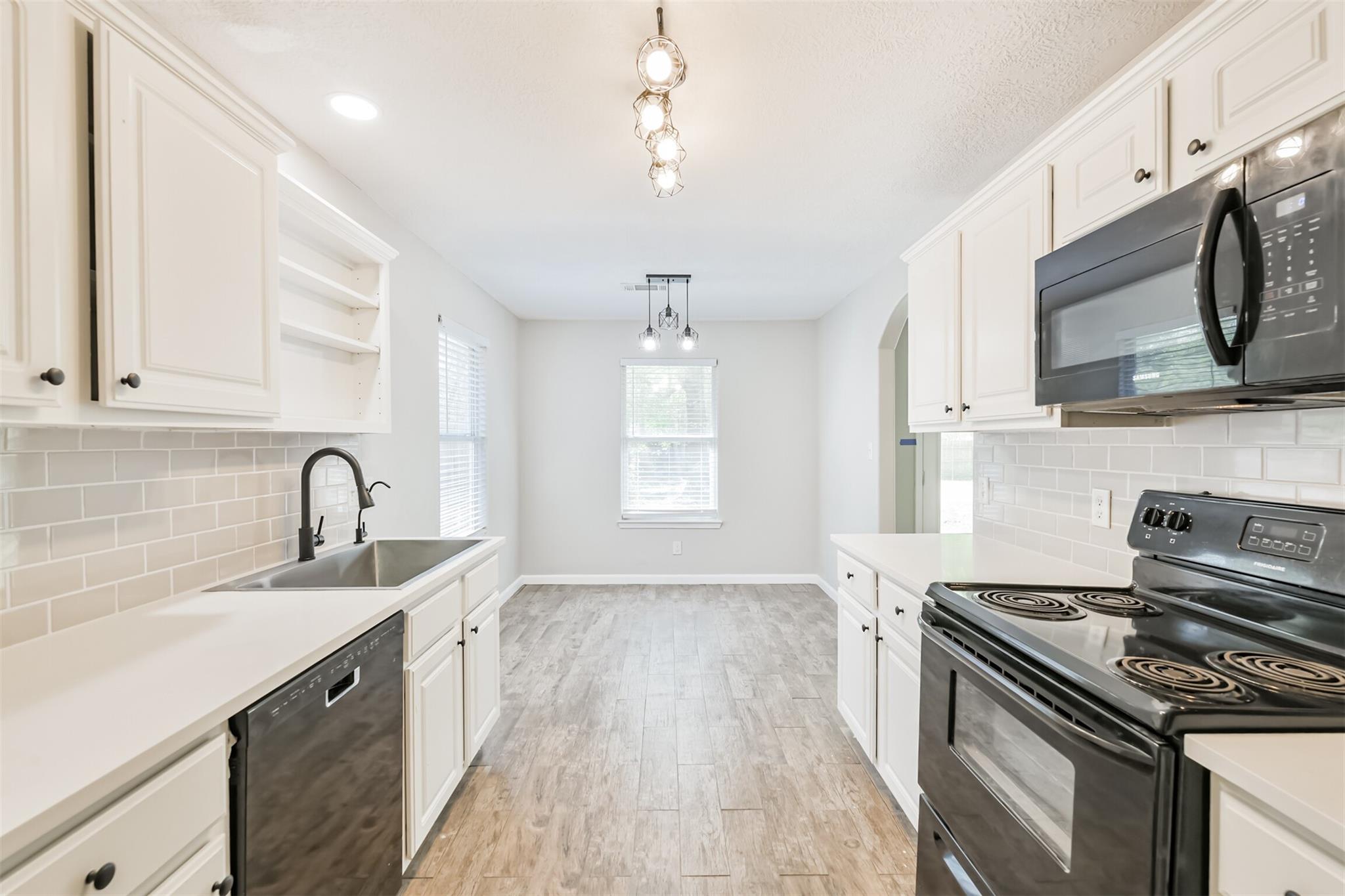 16468 Ryan Guinn Way