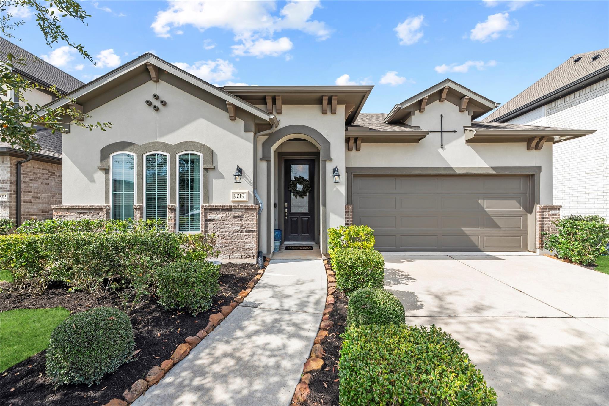 9019 Stanley Oak Drive