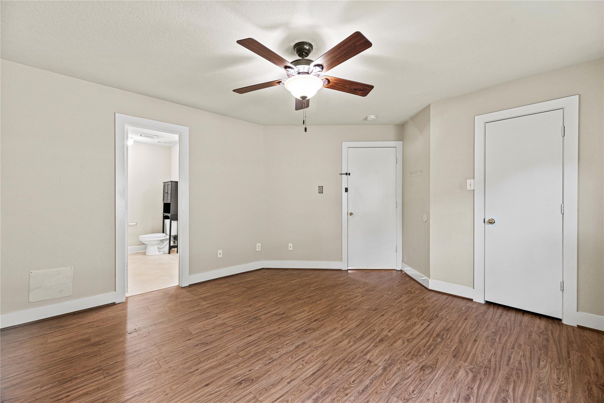 5715 Silver Oak Drive, Missouri City