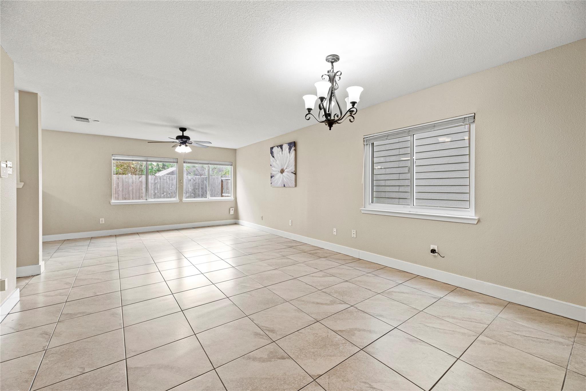 5715 Silver Oak Drive, Missouri City