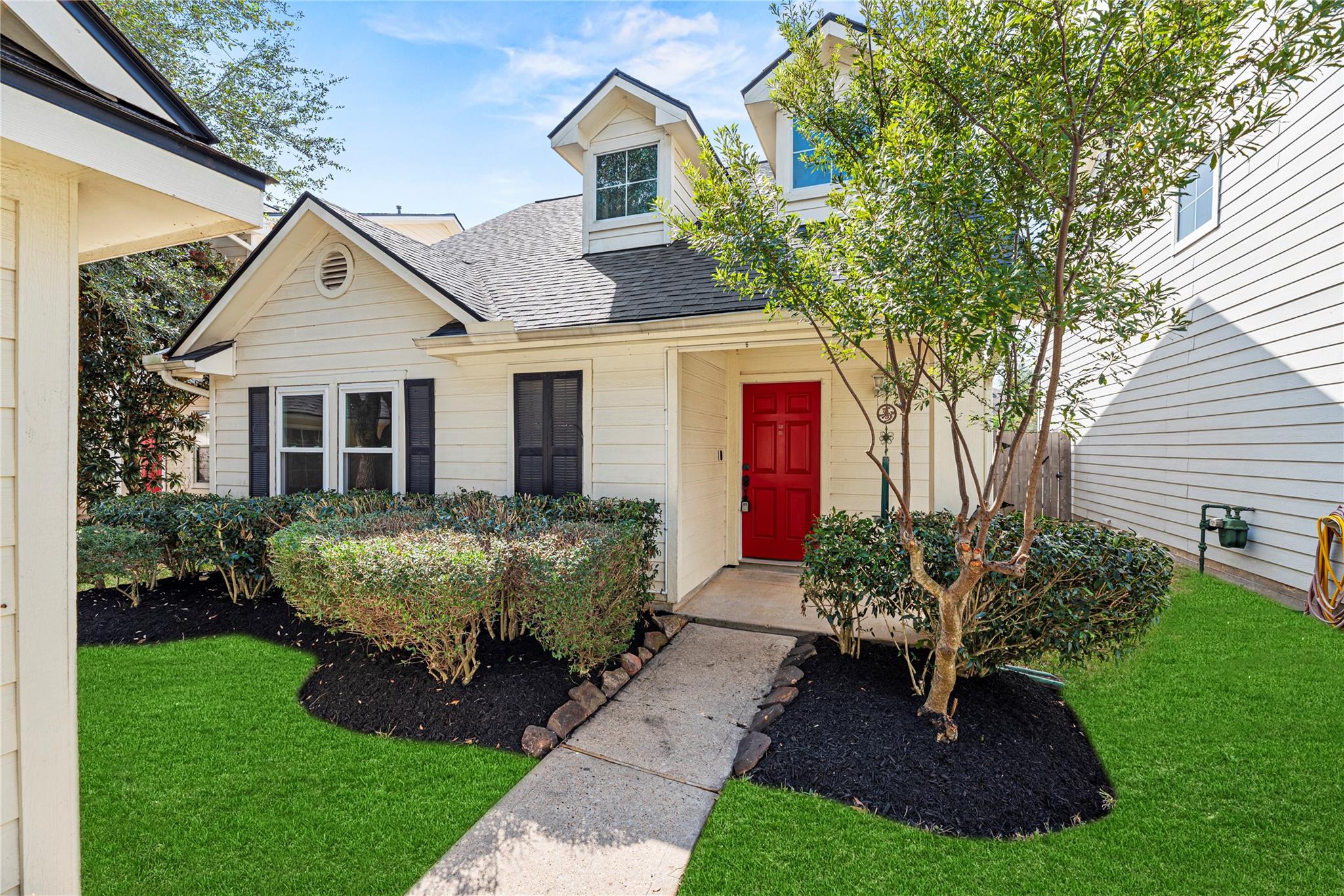 5715 Silver Oak Drive, Missouri City