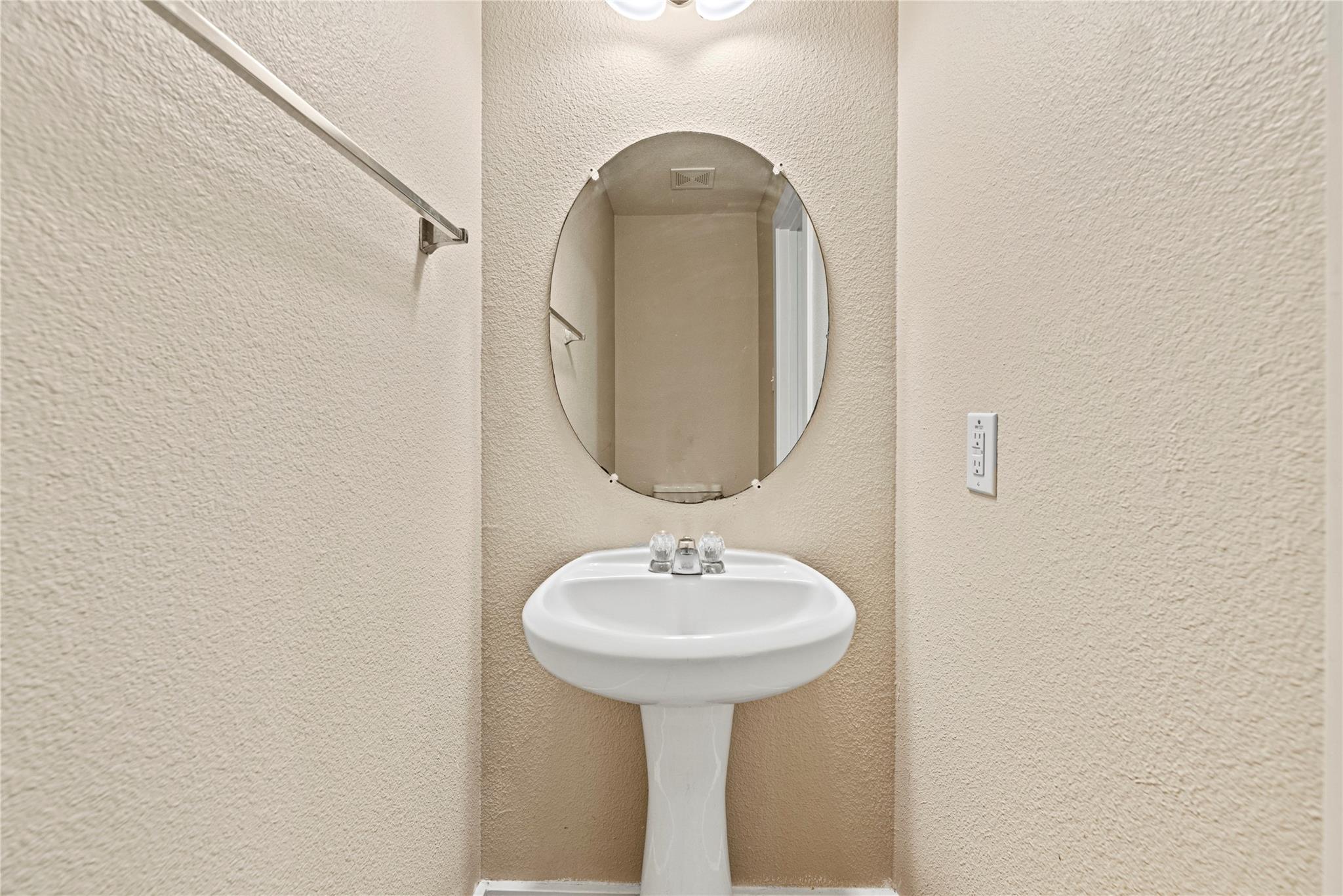 5715 Silver Oak Drive, Missouri City