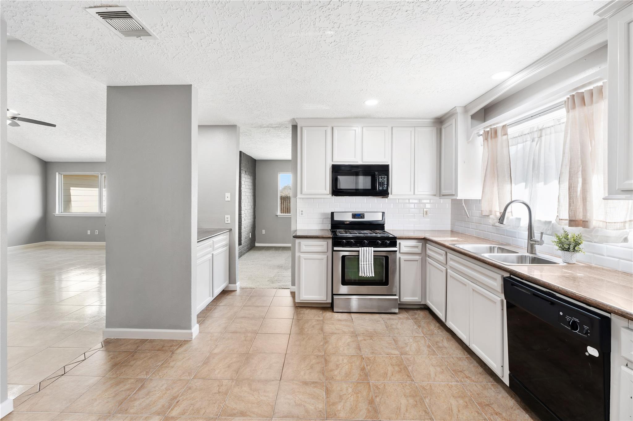 1819 Fresh Meadow Drive