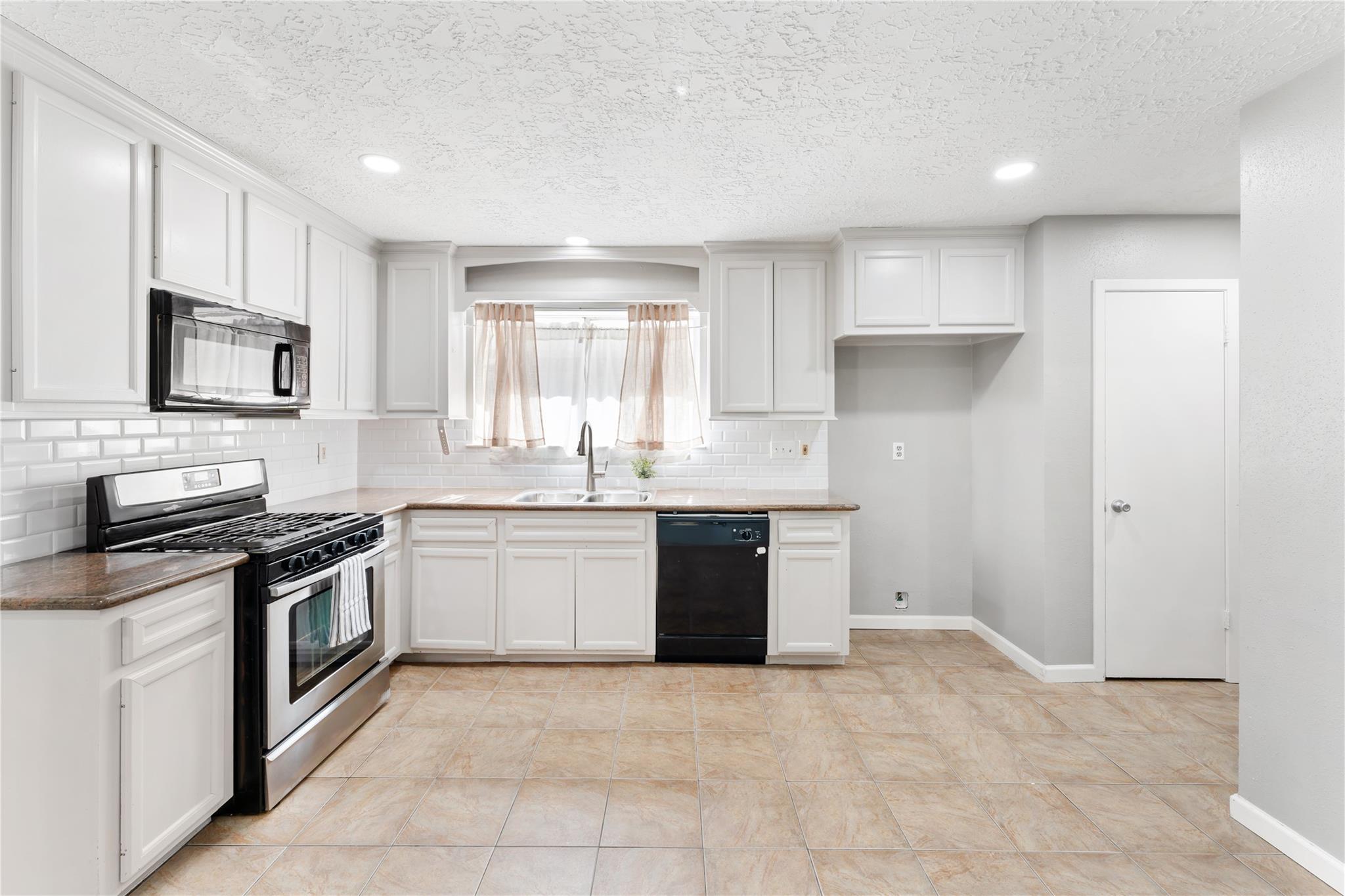 1819 Fresh Meadow Drive