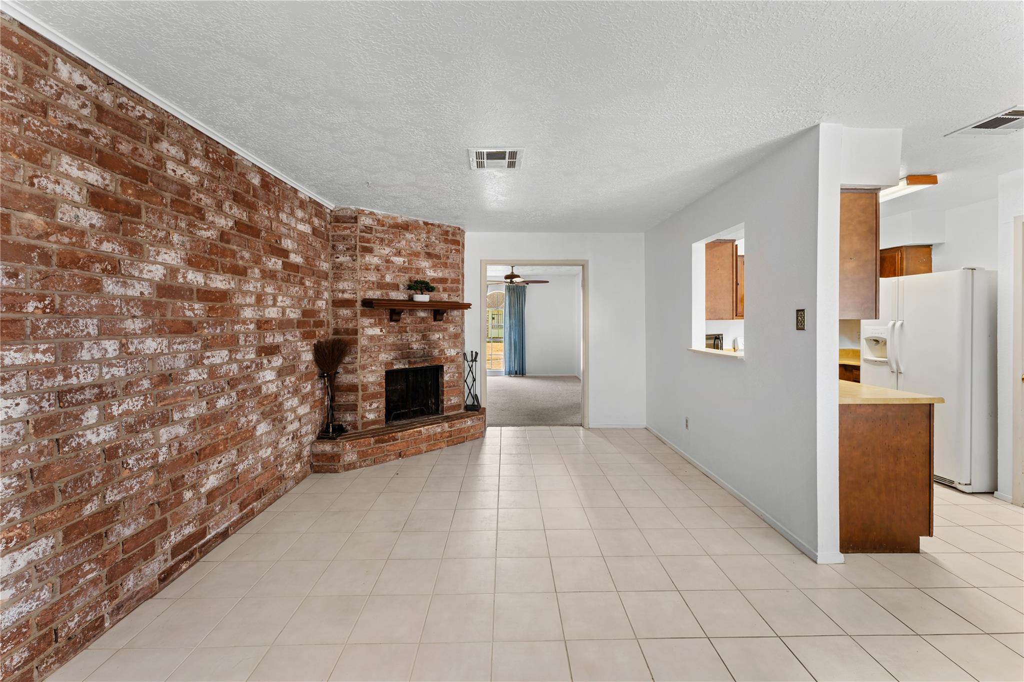 6947 Chasewood Drive