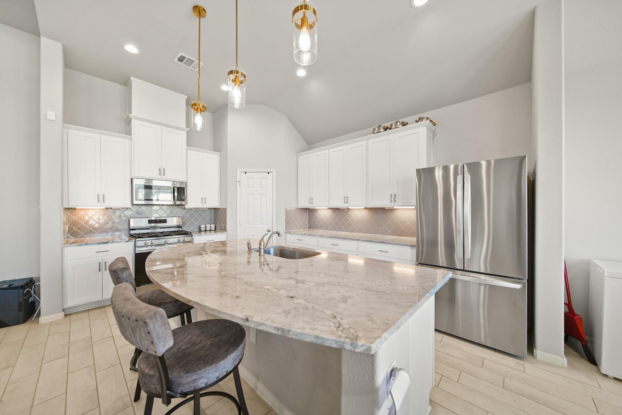 5330 Paradise Cove Lane