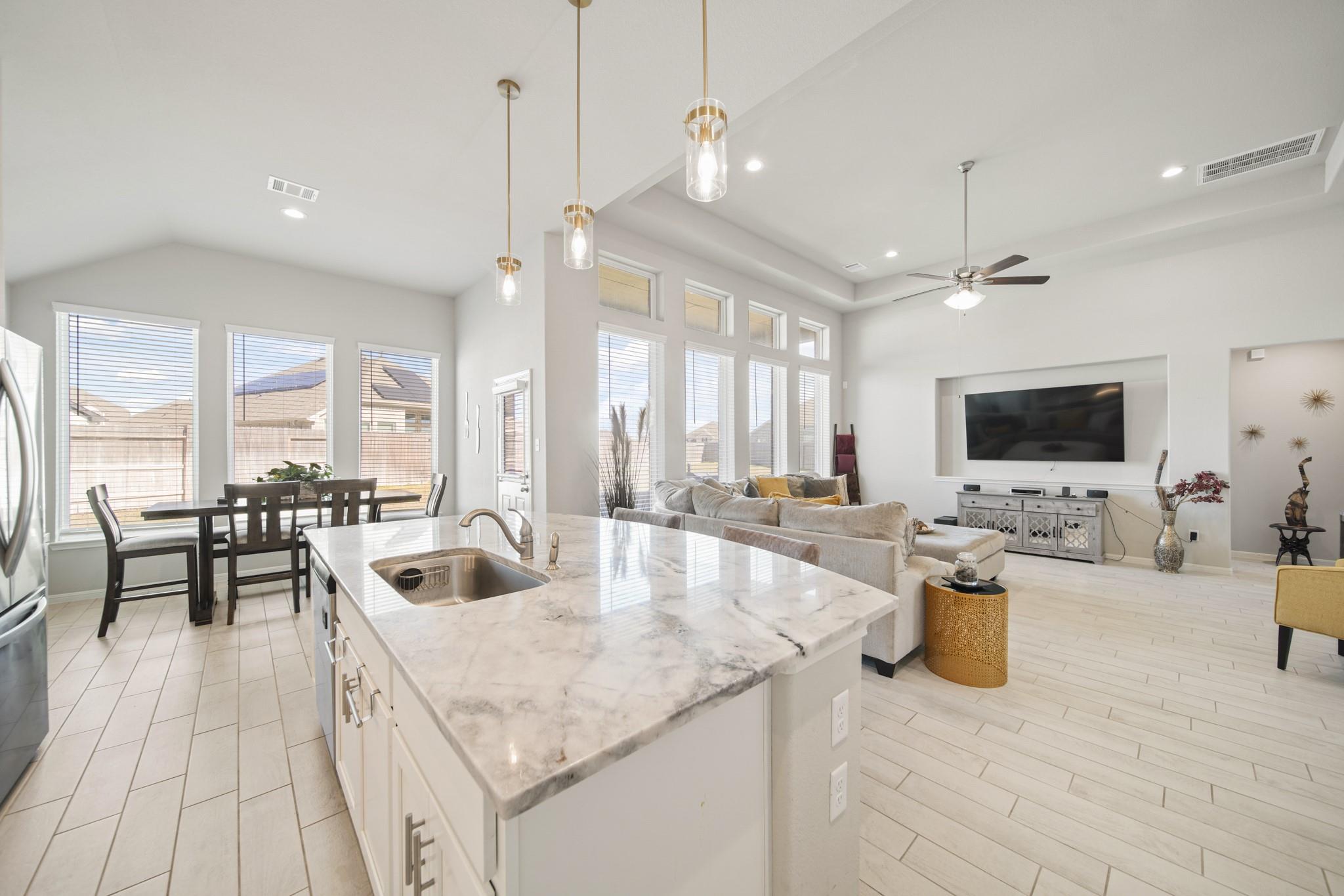 5330 Paradise Cove Lane