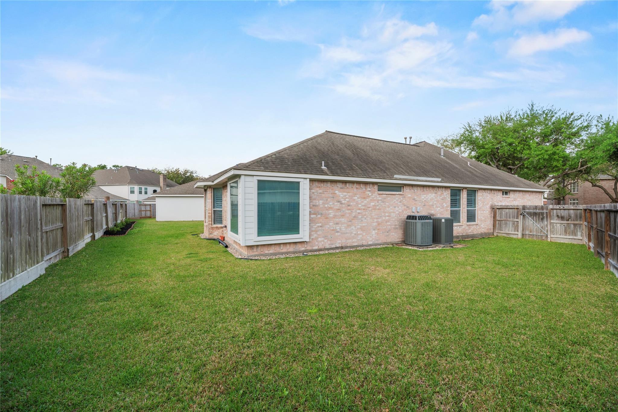 1735 Brightlake Way