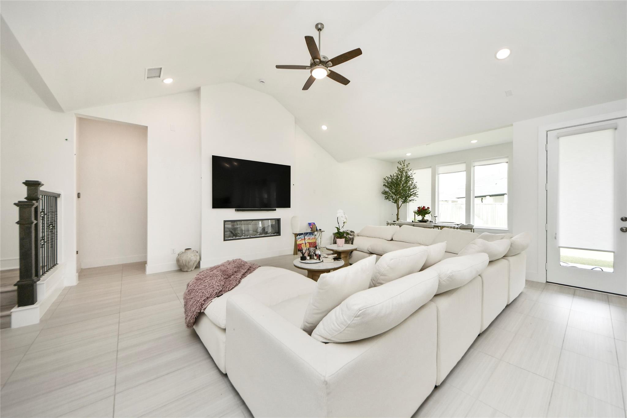26923 Longwood Ledge Drive