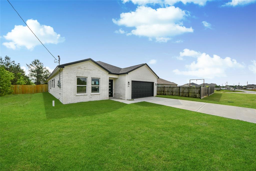 600 Road 5105