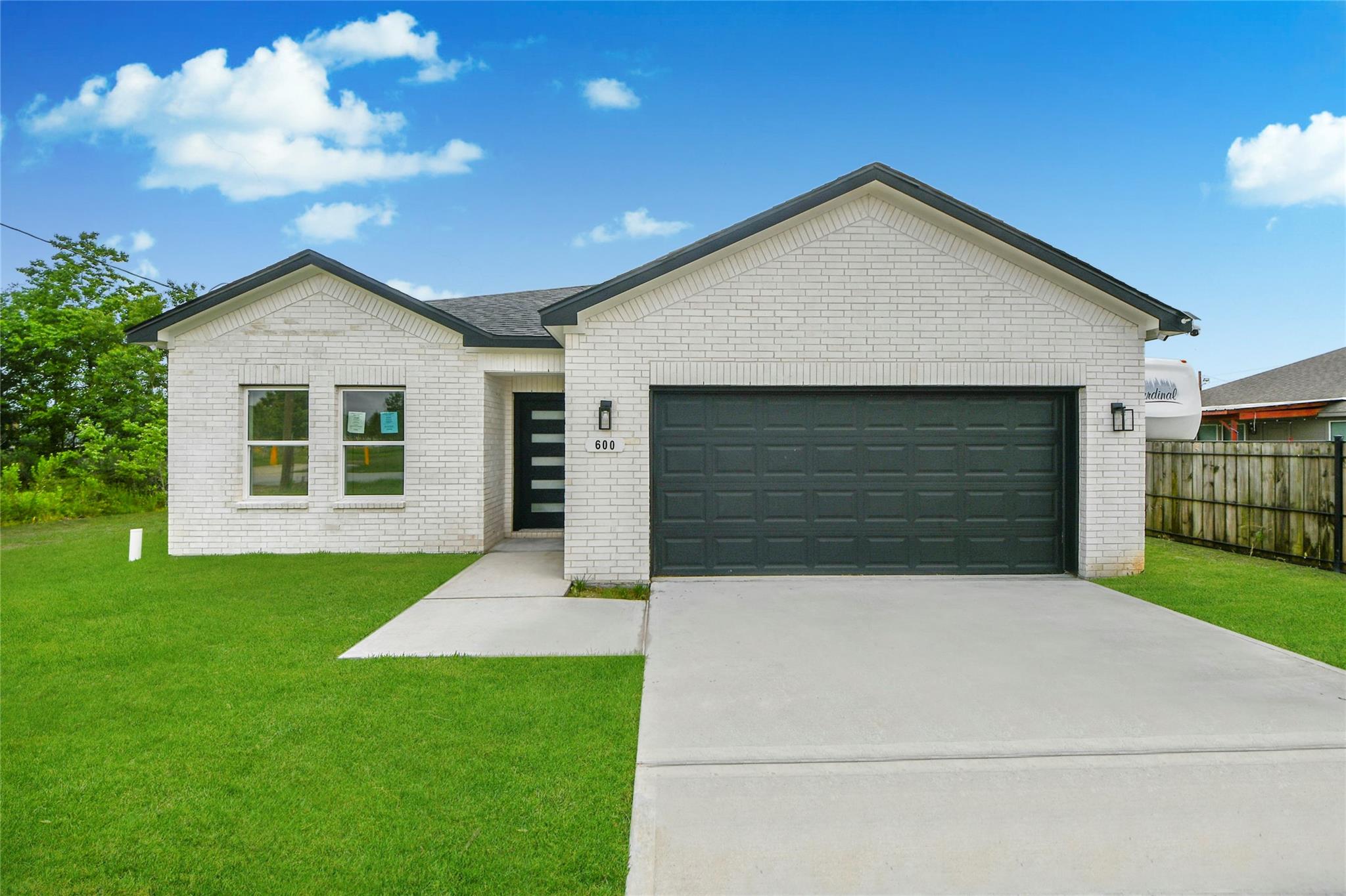 600 Road 5105