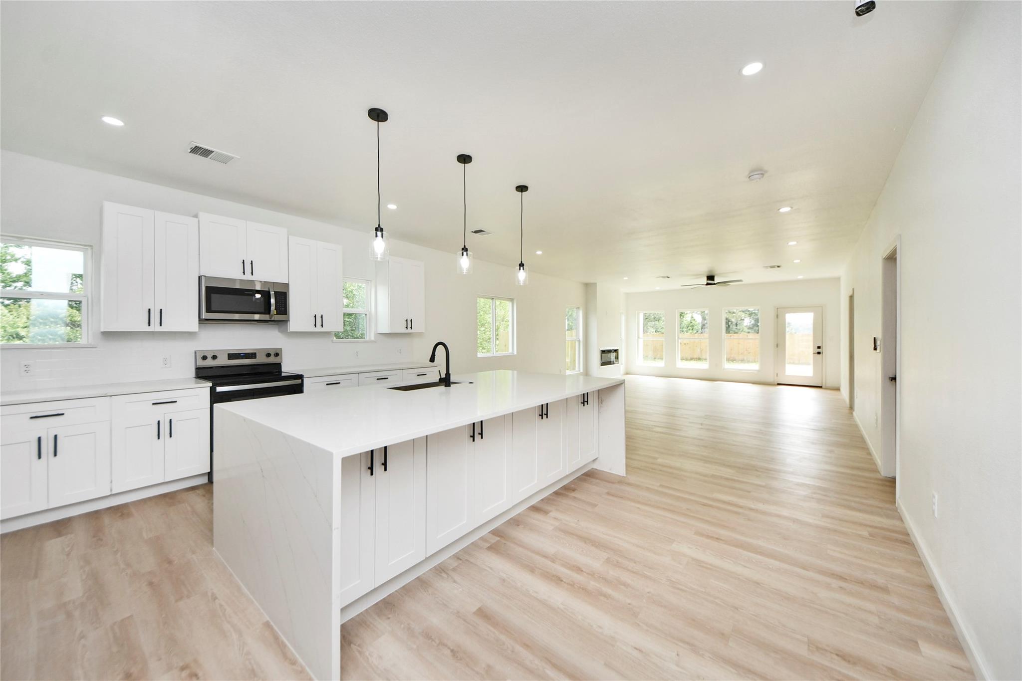 600 Road 5105