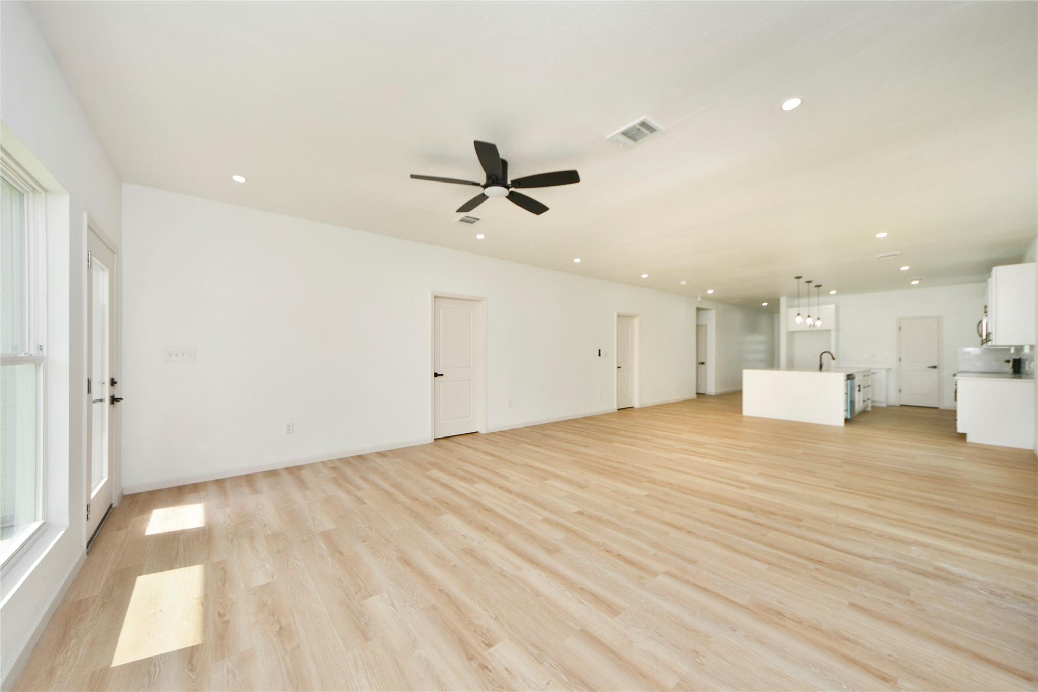 600 Road 5105