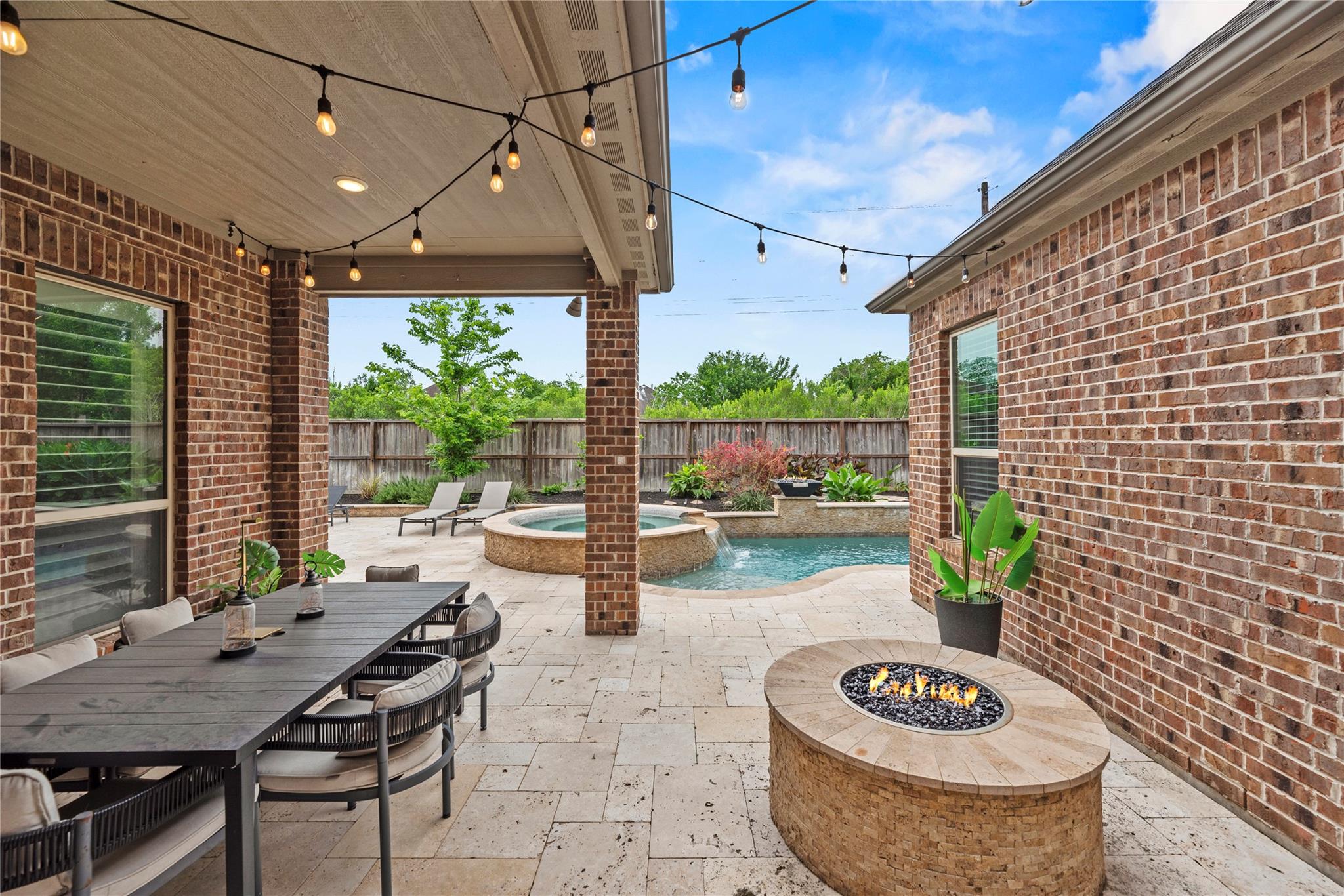 2306 Twilight Peak