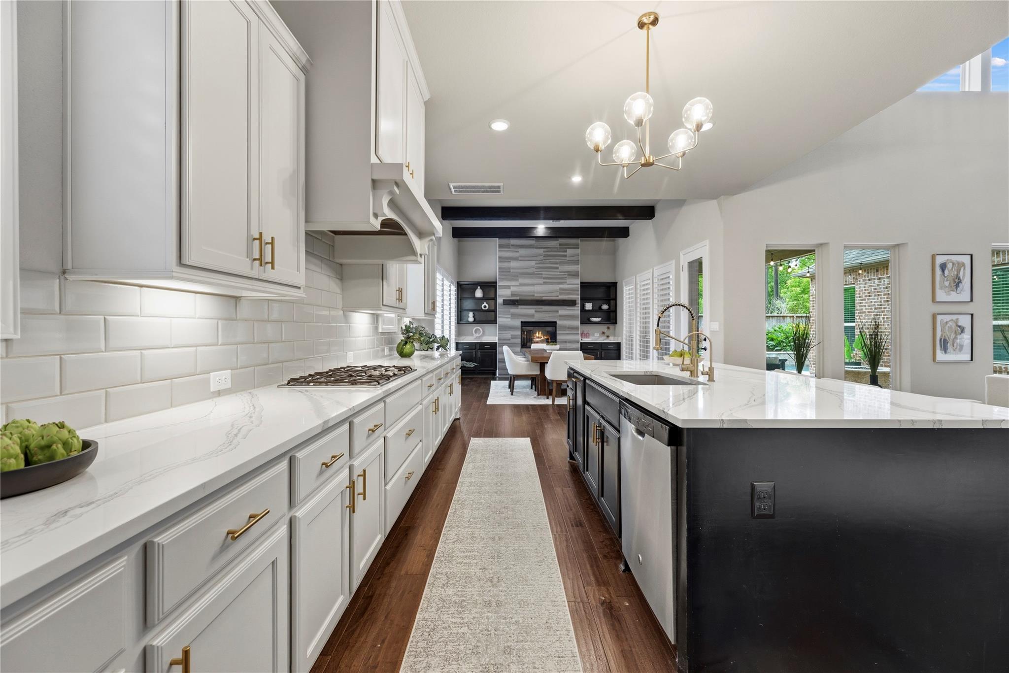 2306 Twilight Peak