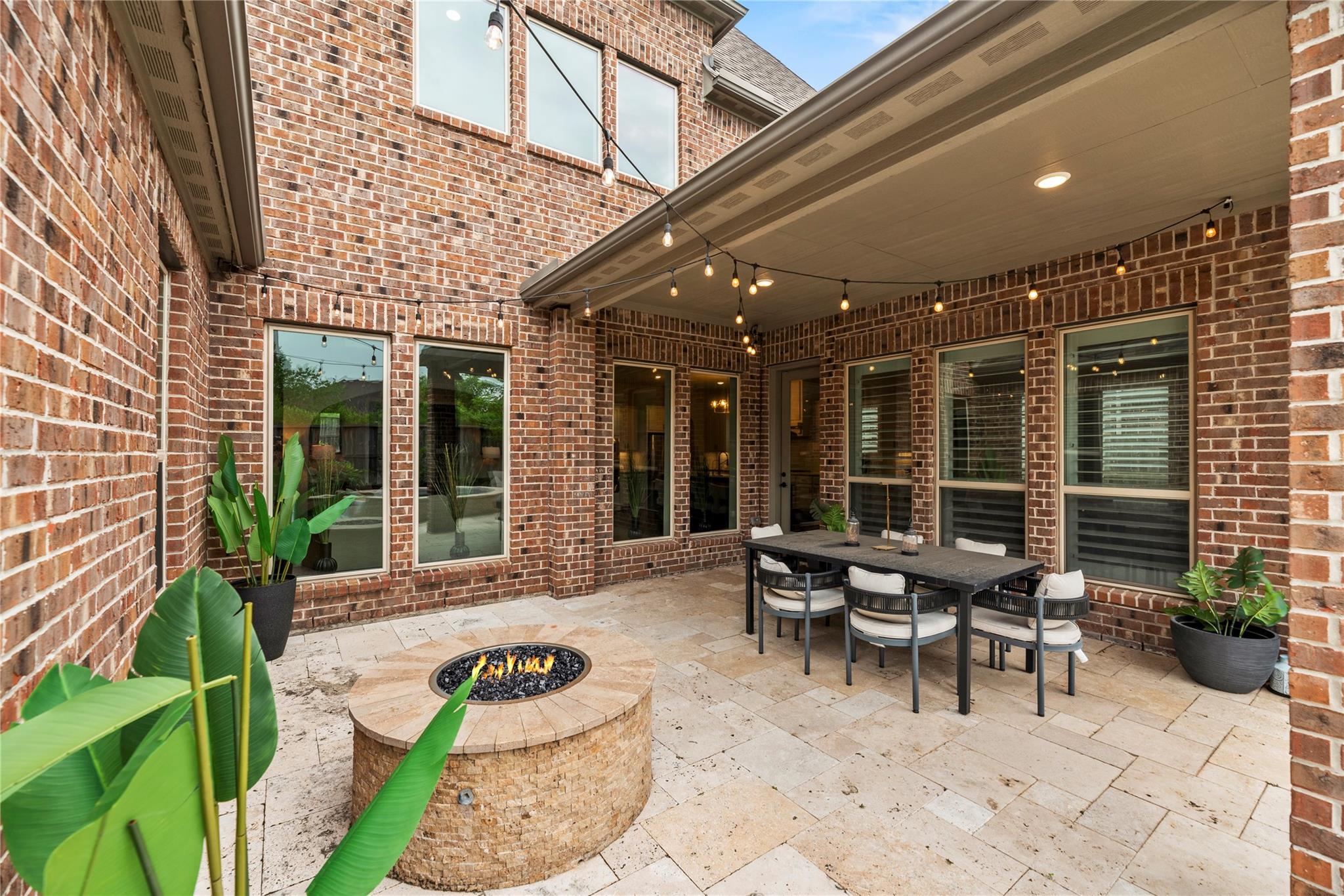2306 Twilight Peak