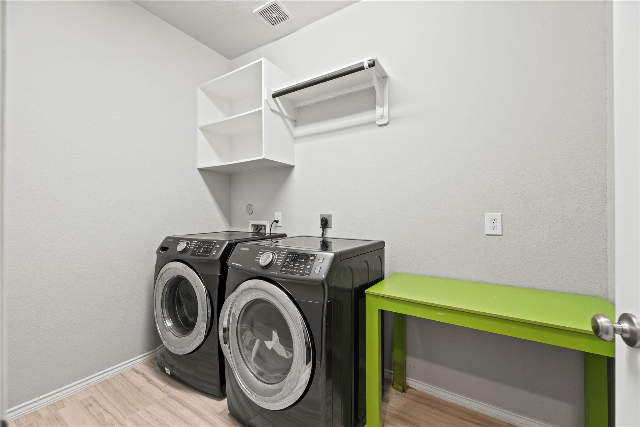 2610 Parker Oak Pass