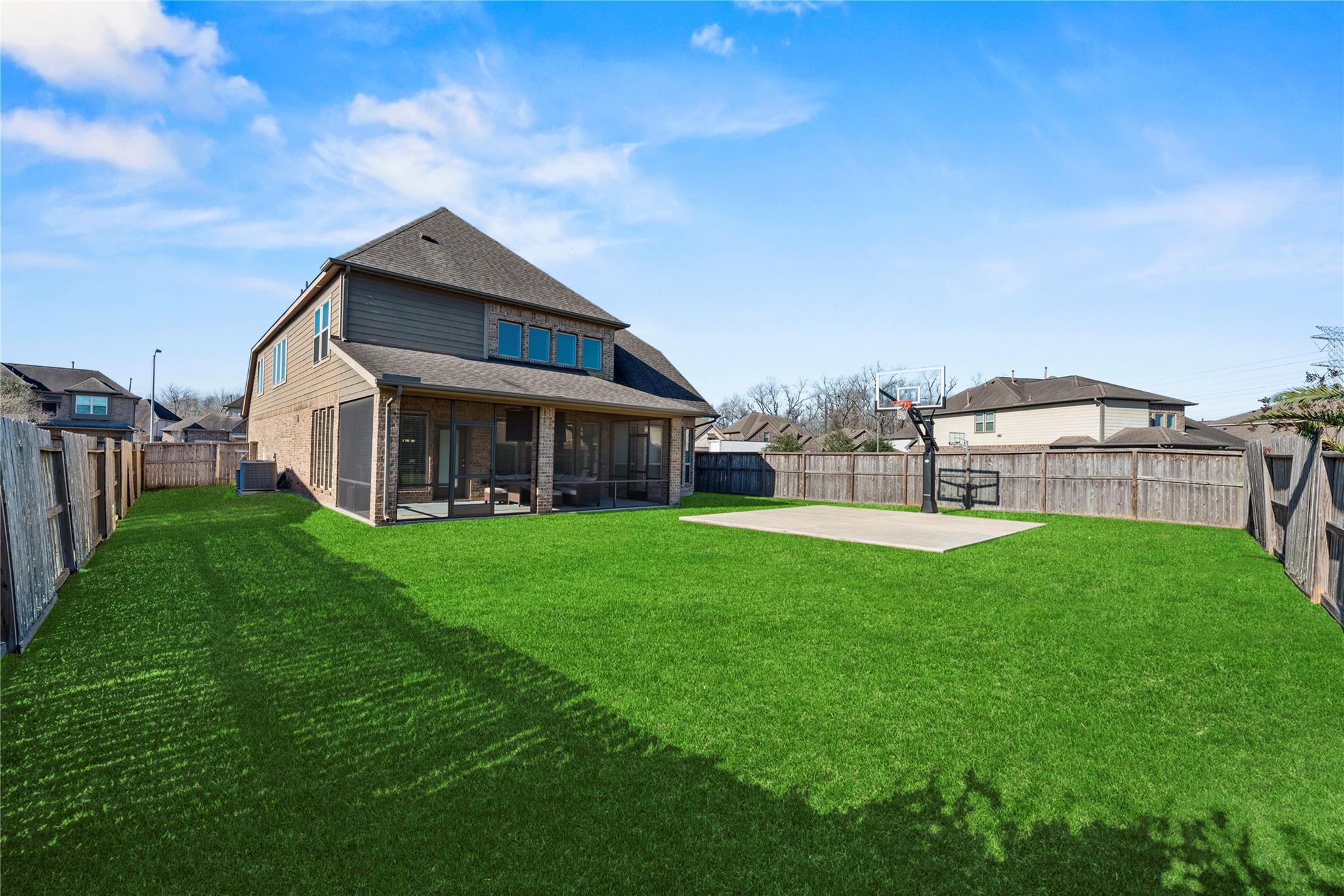 2610 Parker Oak Pass