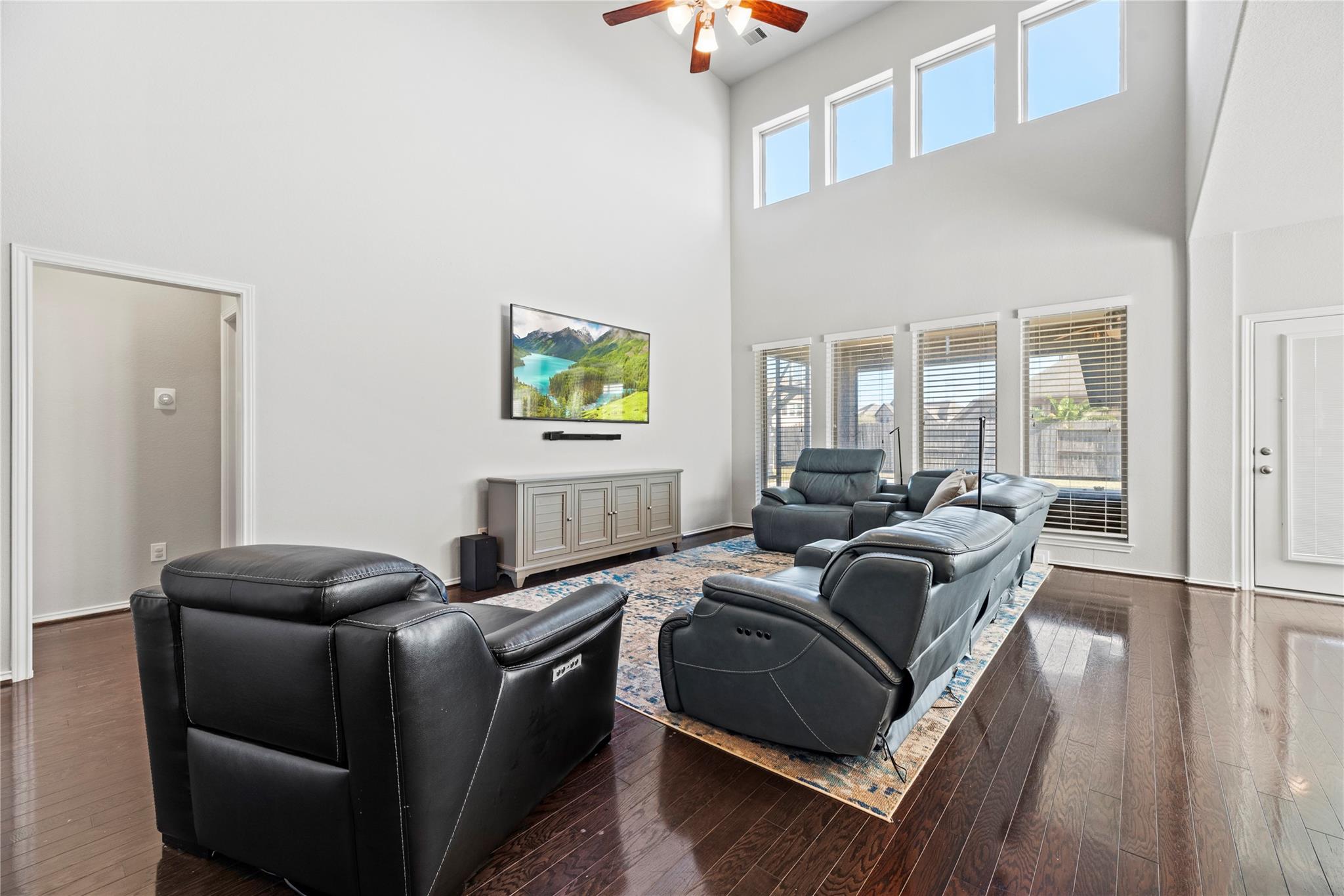 2610 Parker Oak Pass