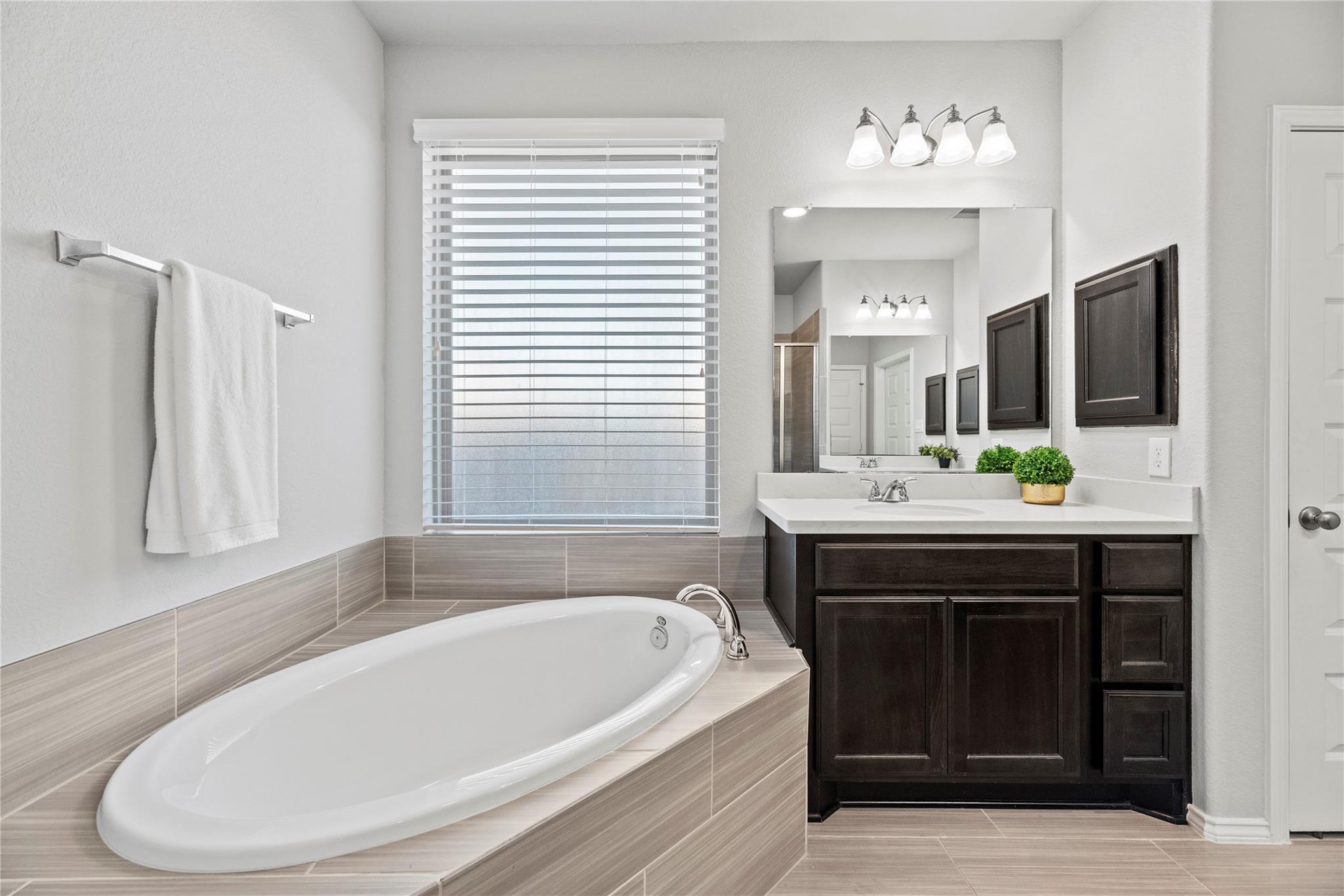 2610 Parker Oak Pass