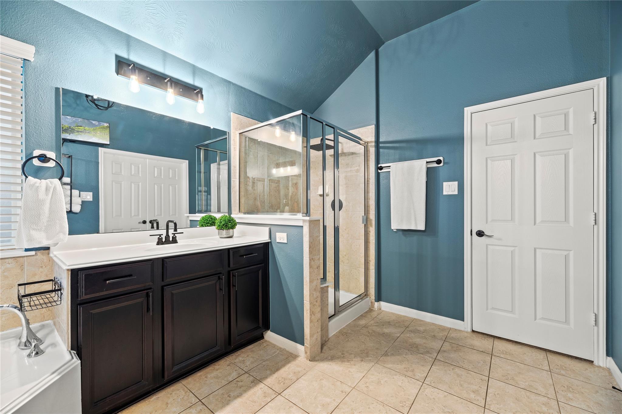 3106 London Lane