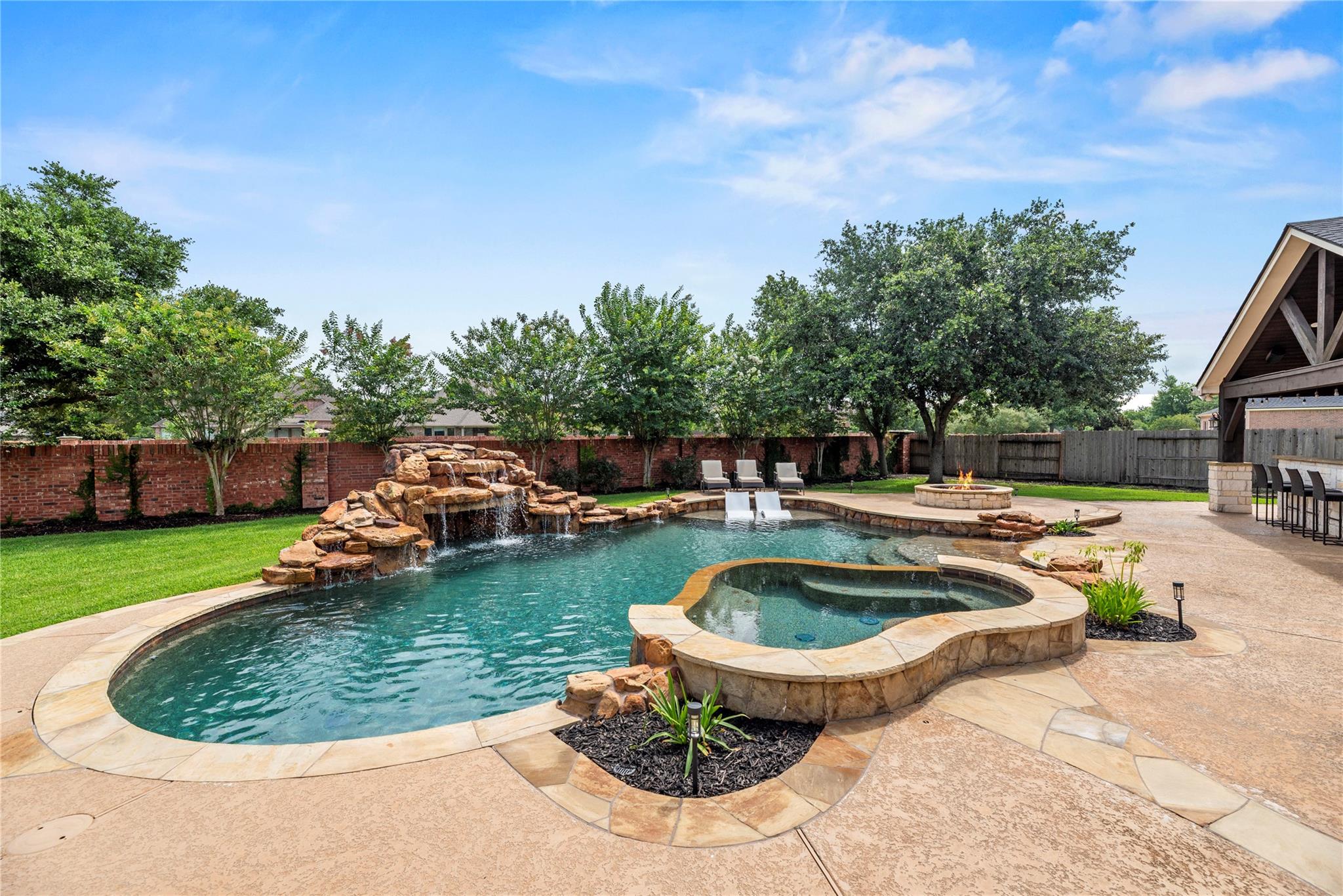 8323 Talons Way