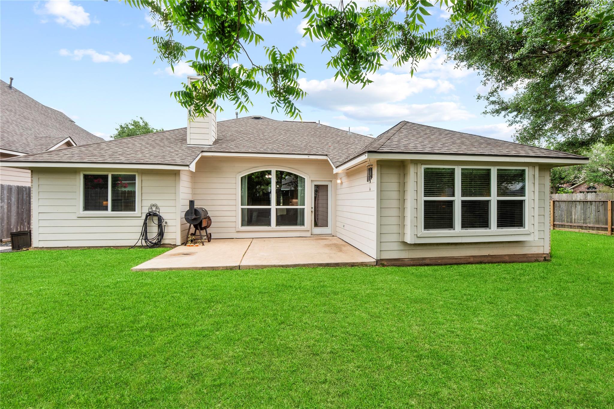 4039 Dell Lane