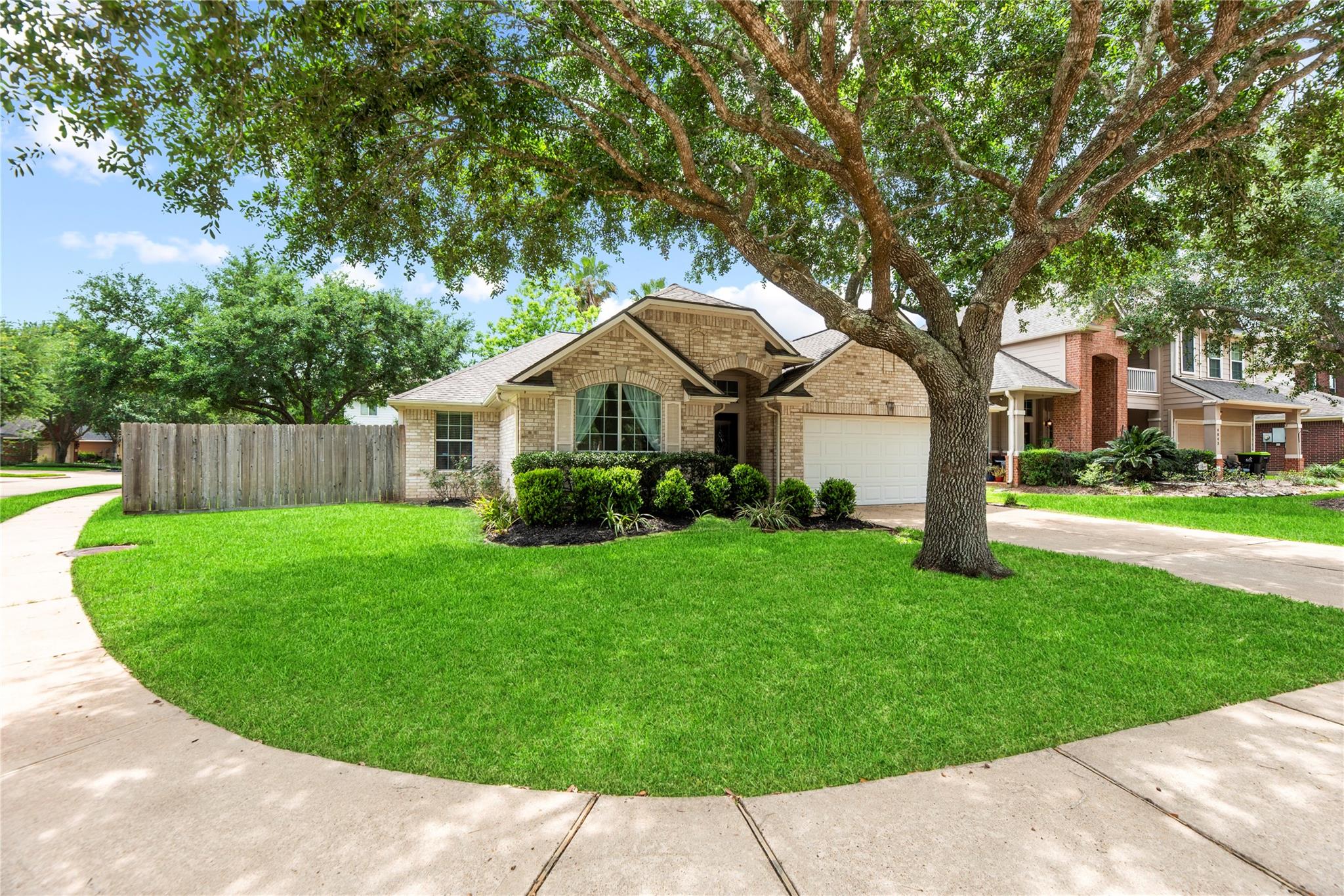 4039 Dell Lane