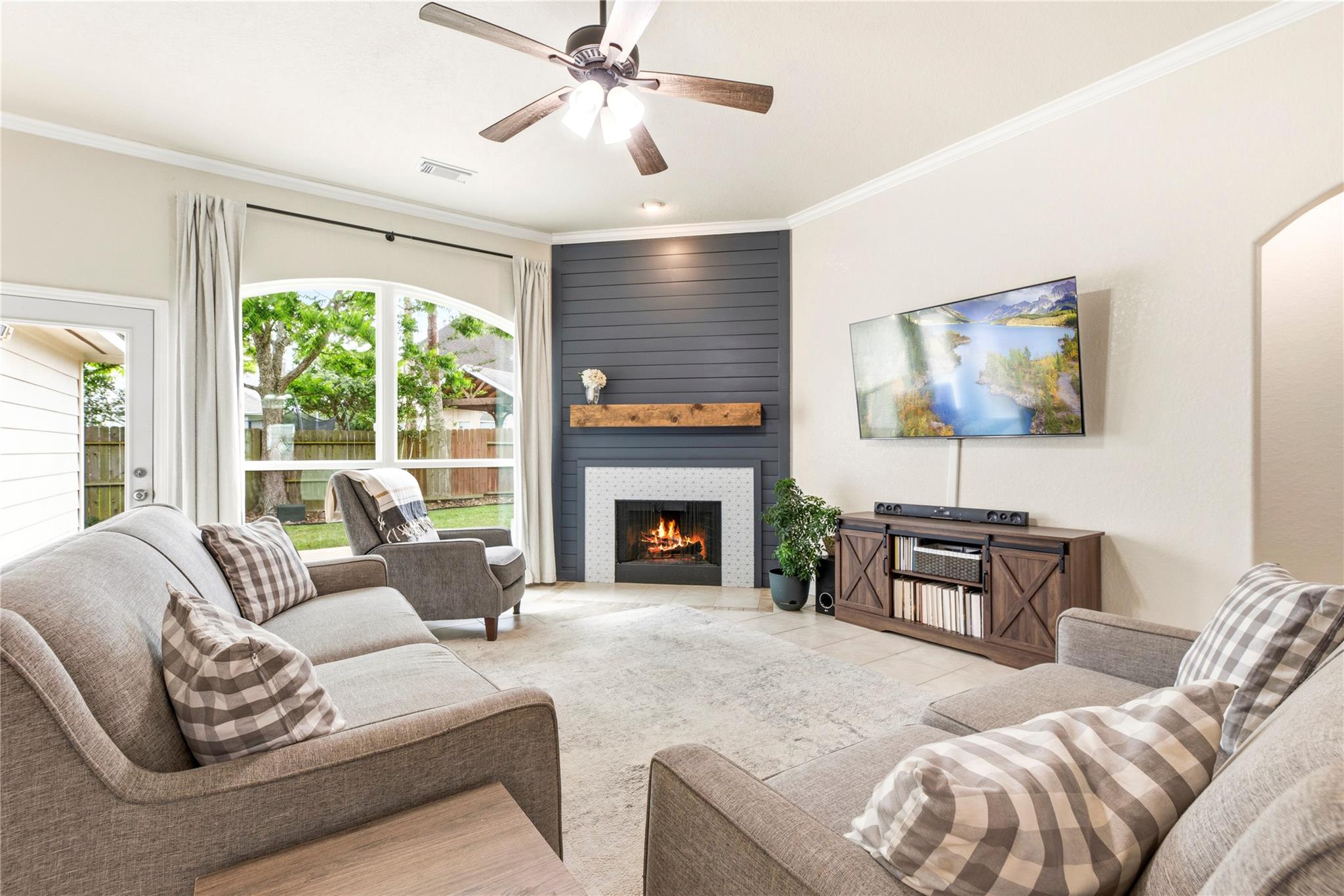 4039 Dell Lane