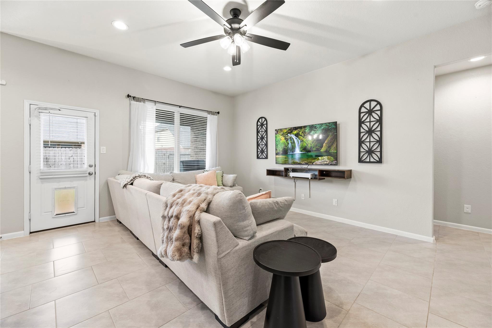 8618 Green Paseo Place