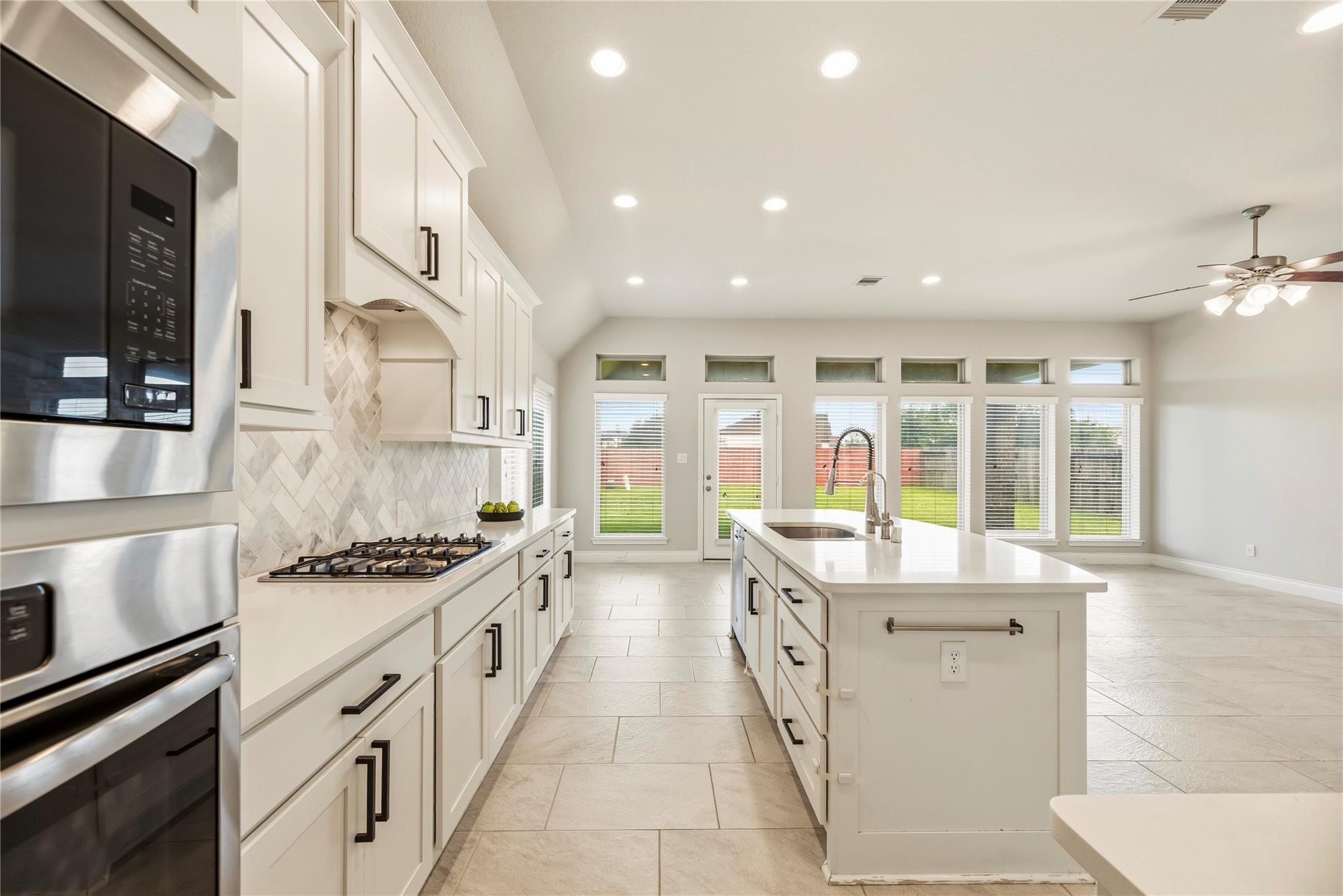 2411 Jasper Point