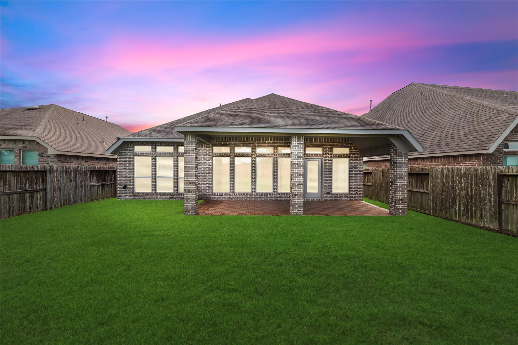 2411 Jasper Point