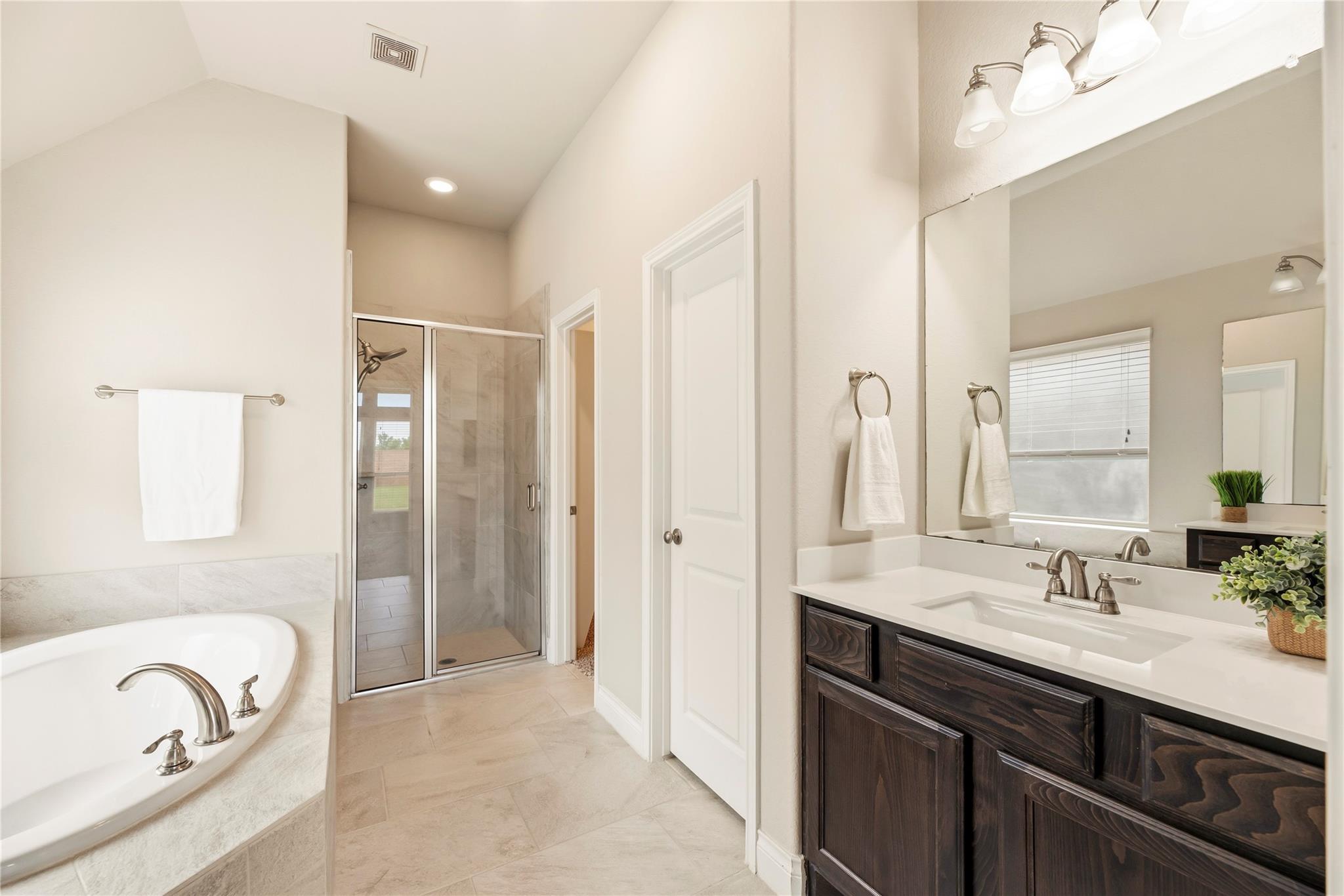 2411 Jasper Point