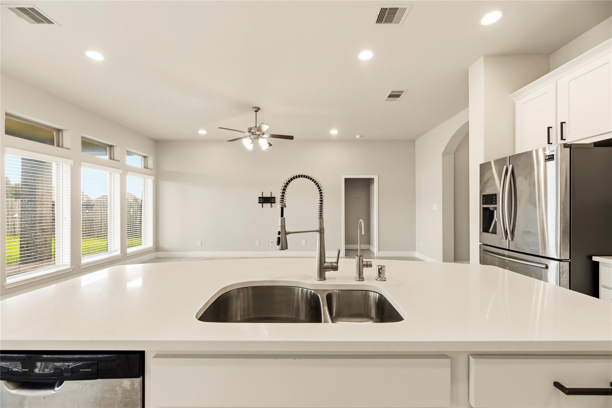 2411 Jasper Point