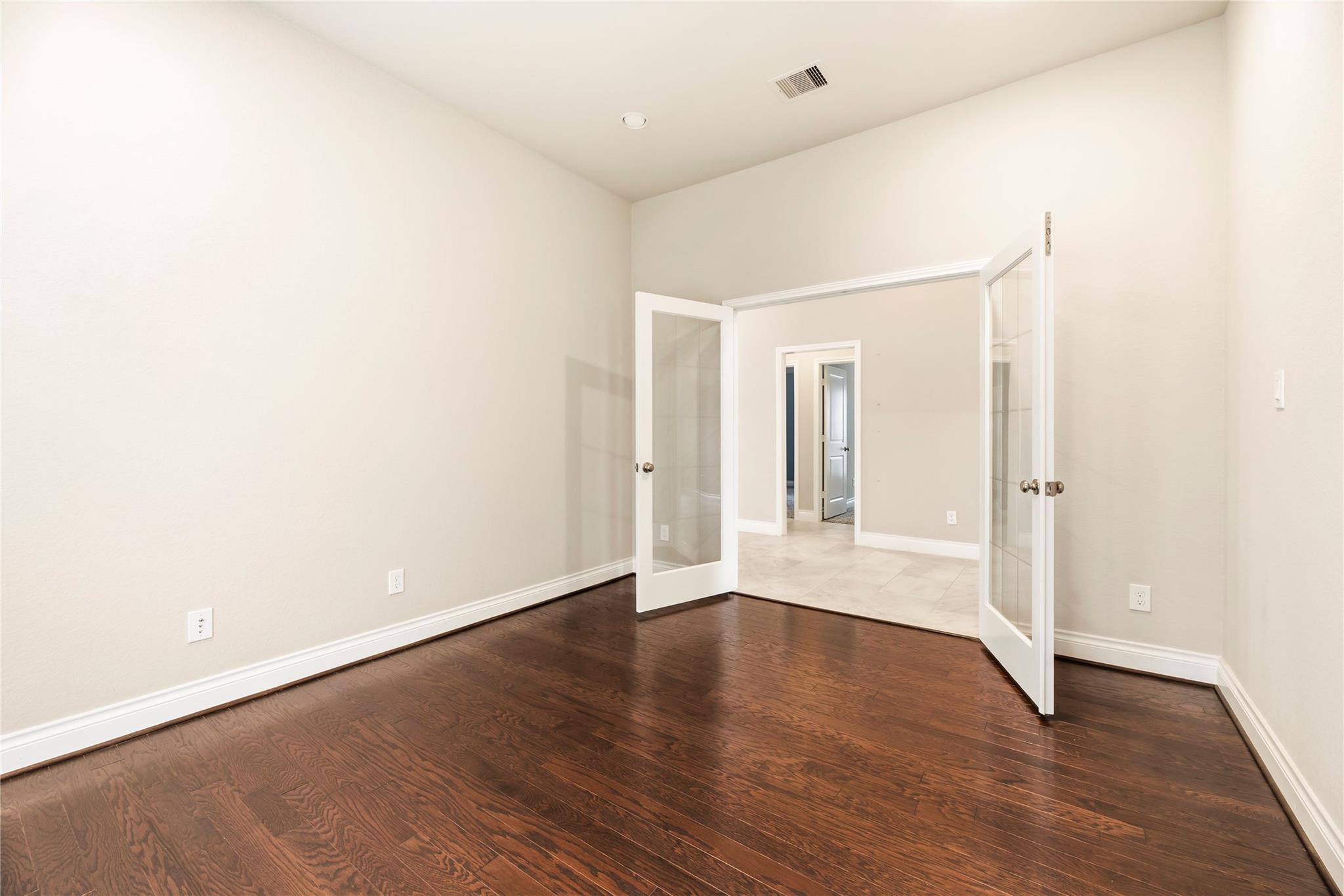2411 Jasper Point