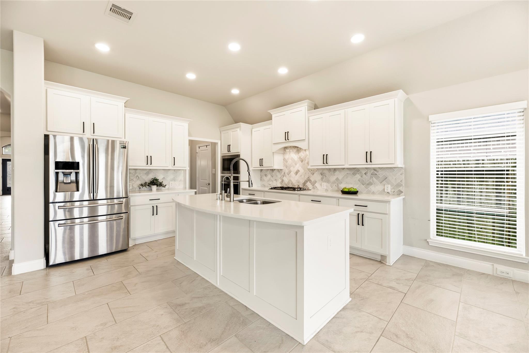 2411 Jasper Point