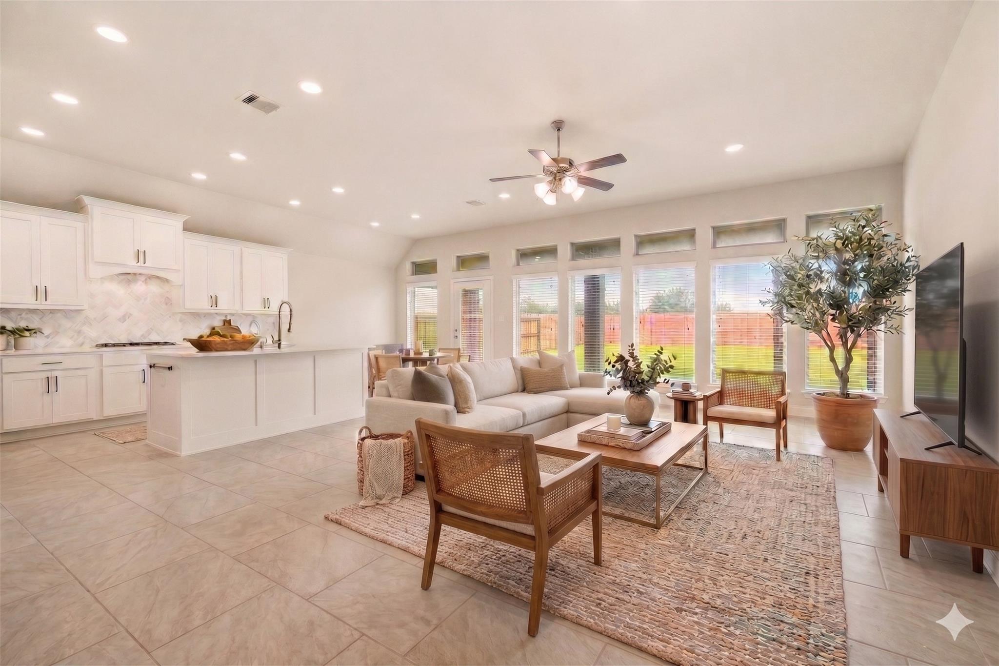 2411 Jasper Point