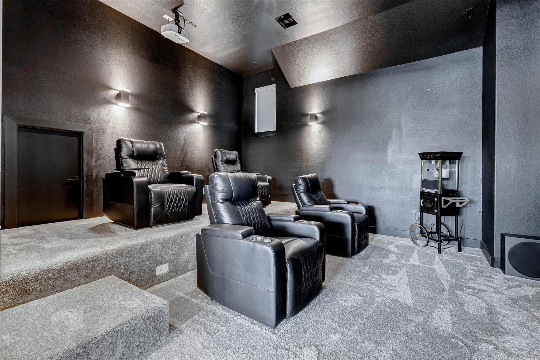 10127 Regatta Shore Drive
