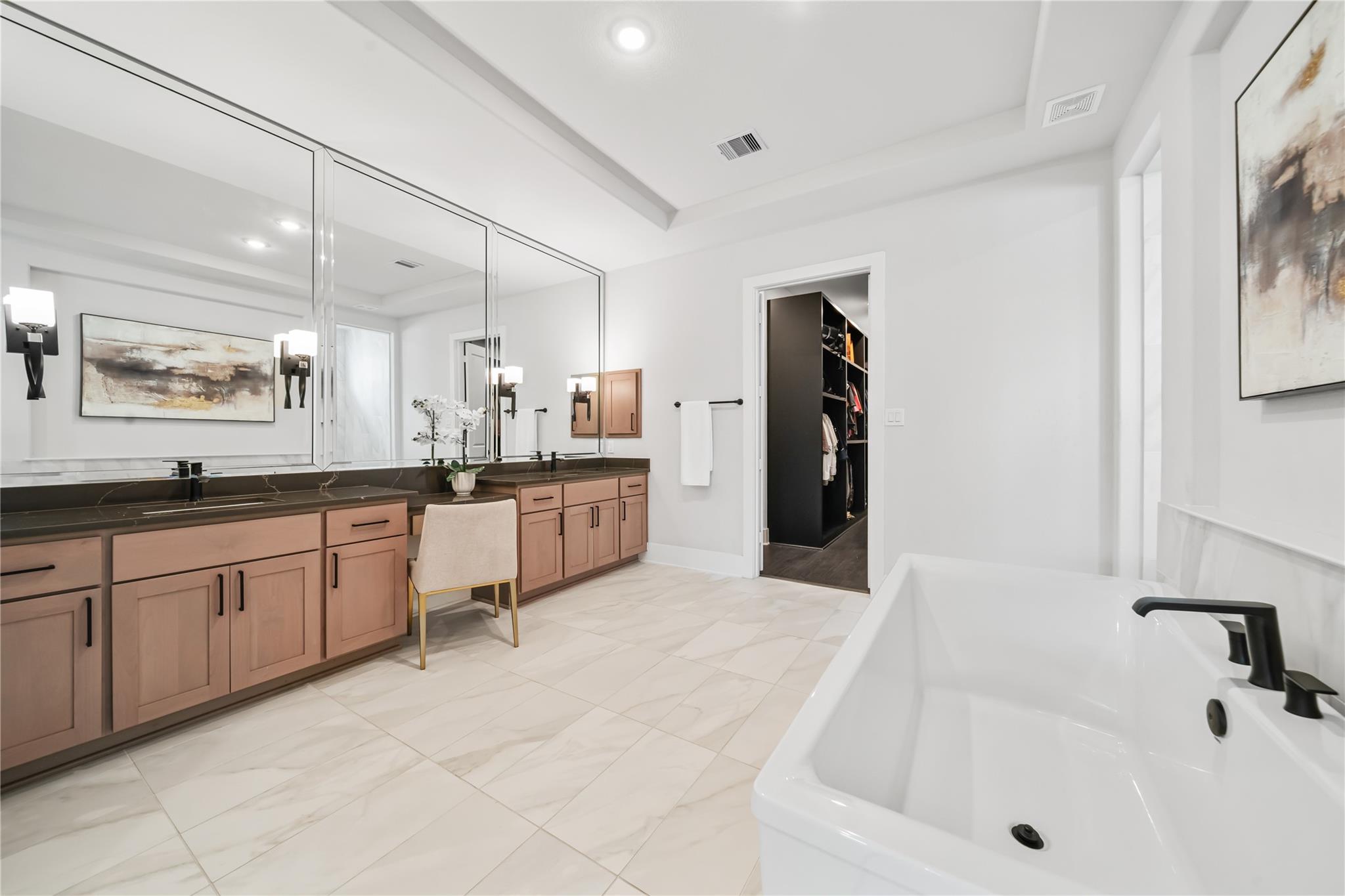 10127 Regatta Shore Drive