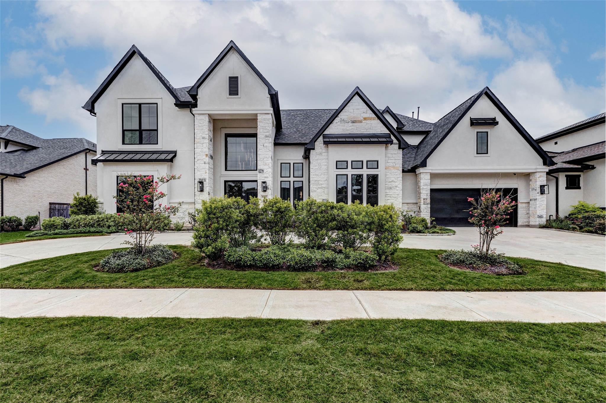 10127 Regatta Shore Drive