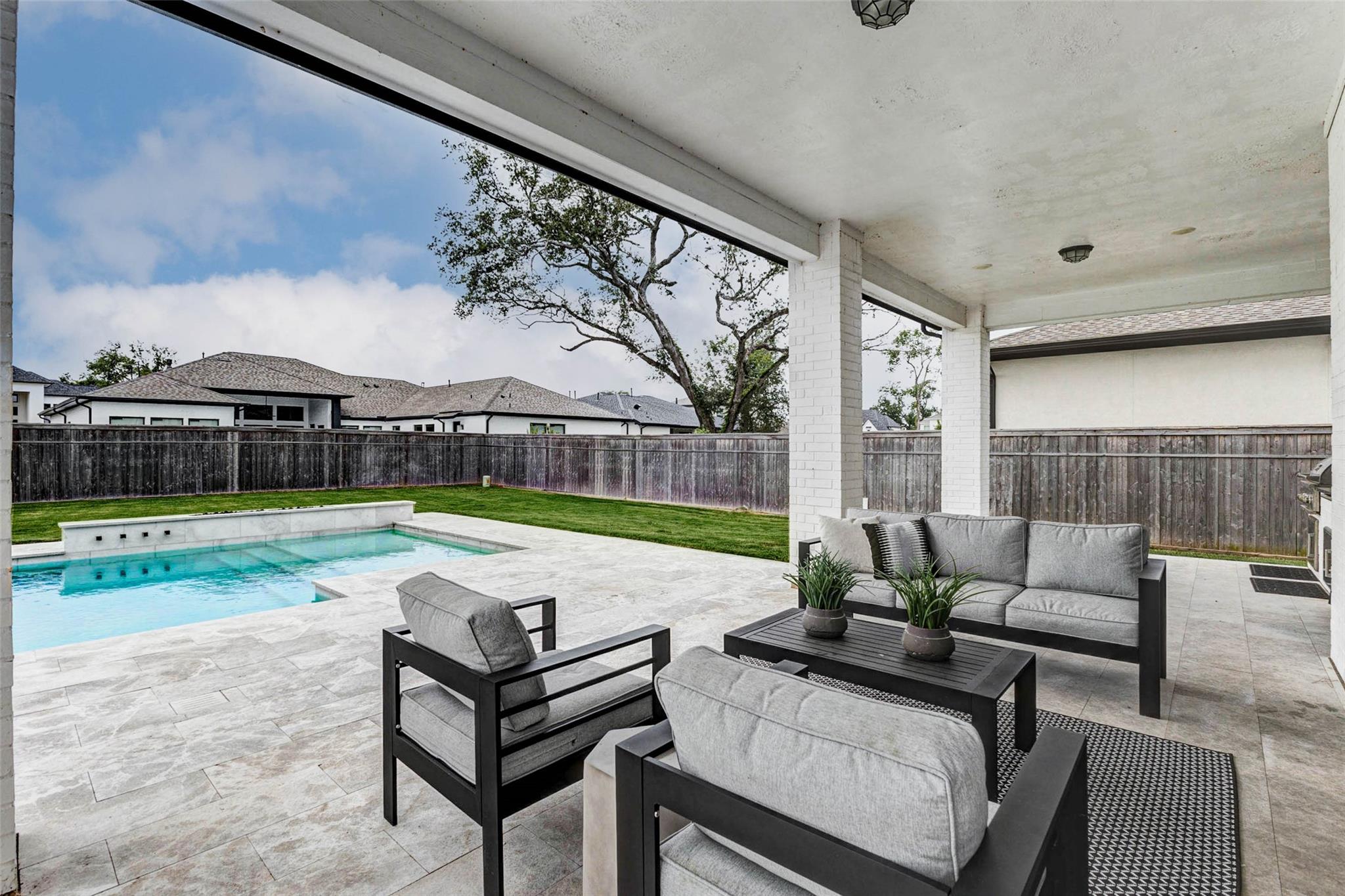 10127 Regatta Shore Drive