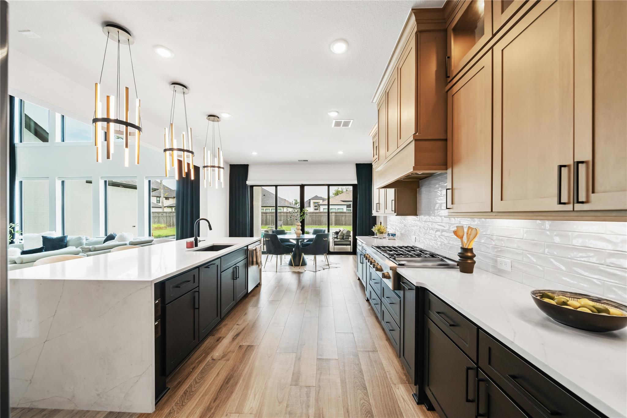 10127 Regatta Shore Drive