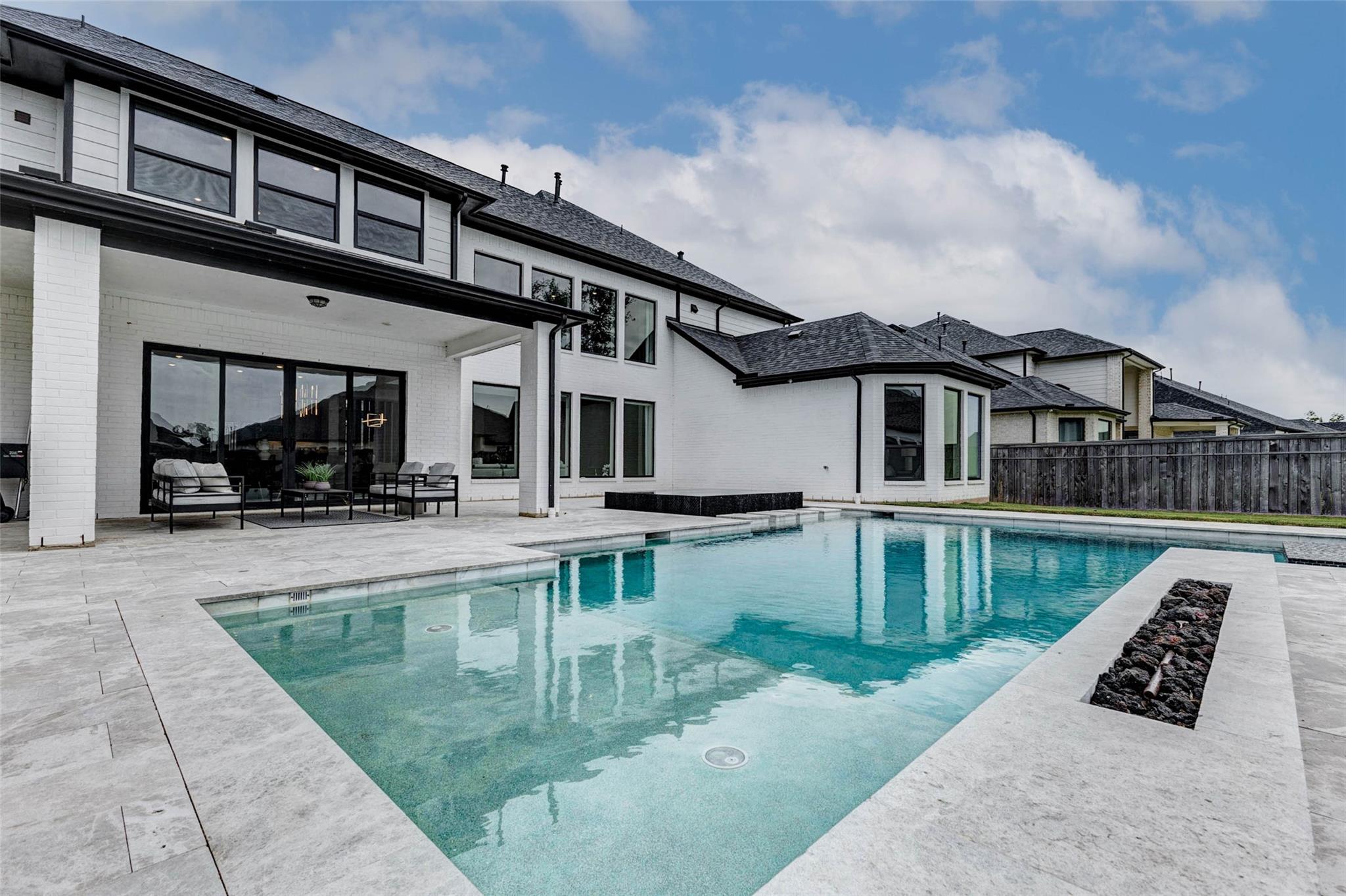 10127 Regatta Shore Drive