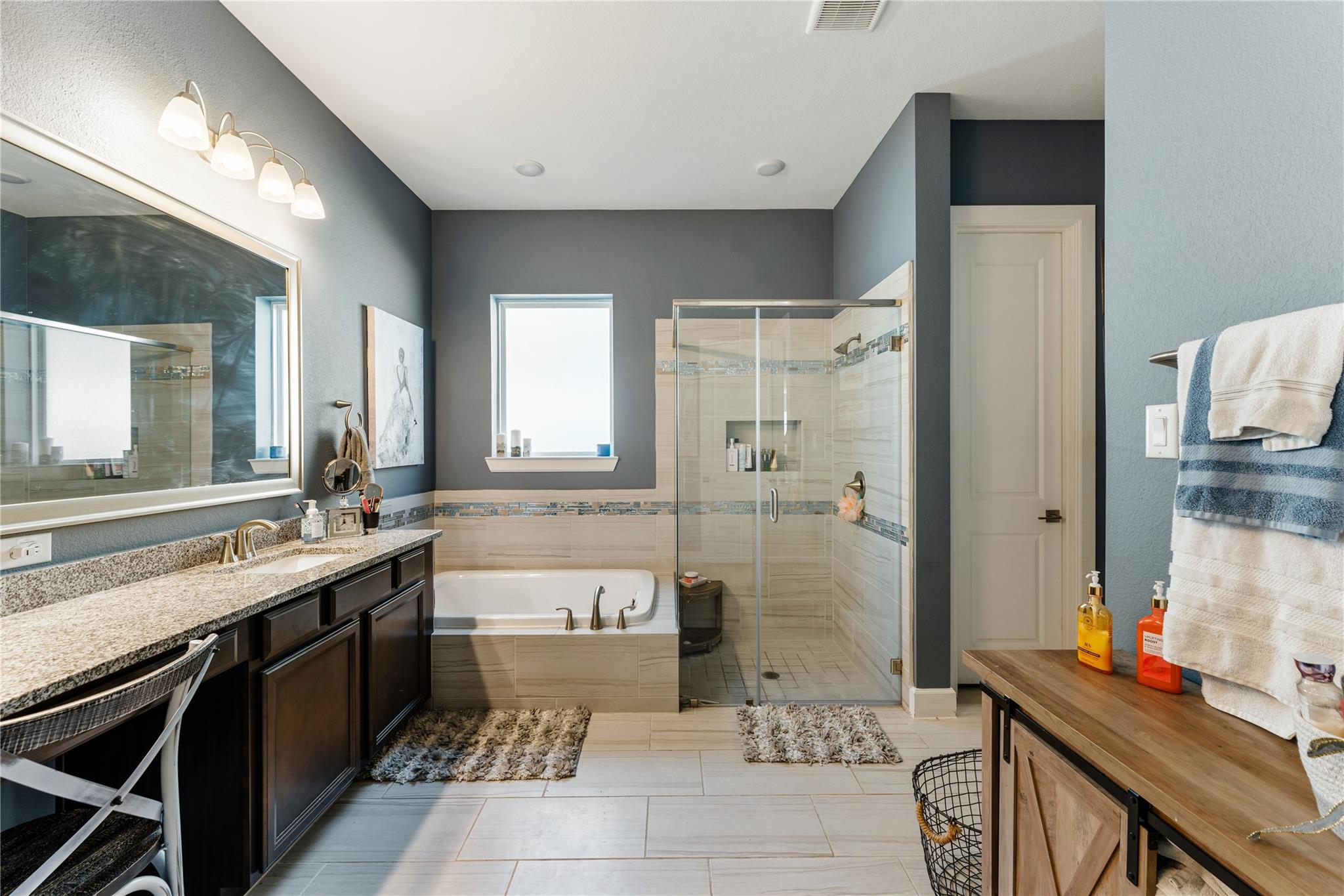 10027 Golden Woods Drive