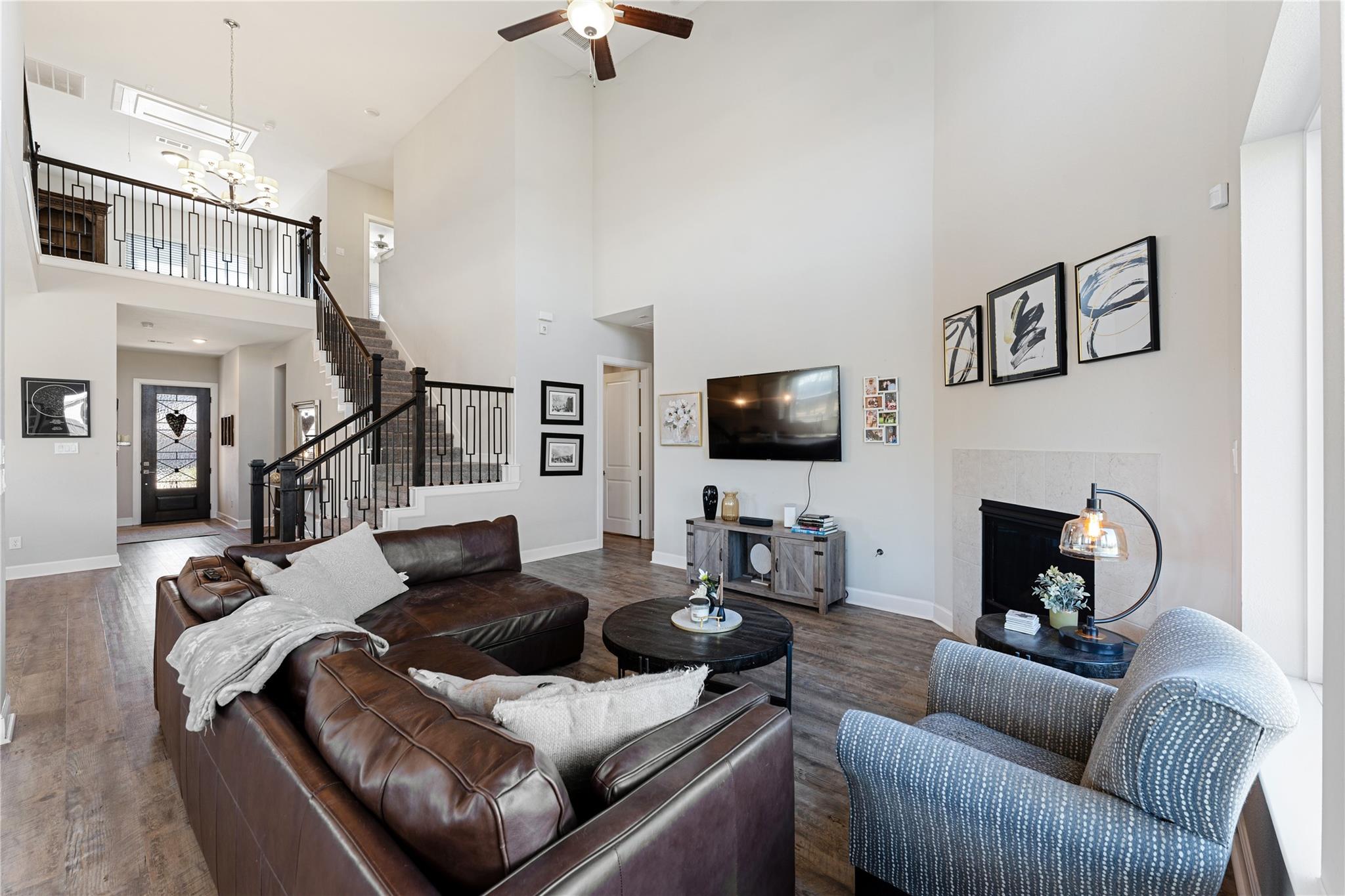 10027 Golden Woods Drive