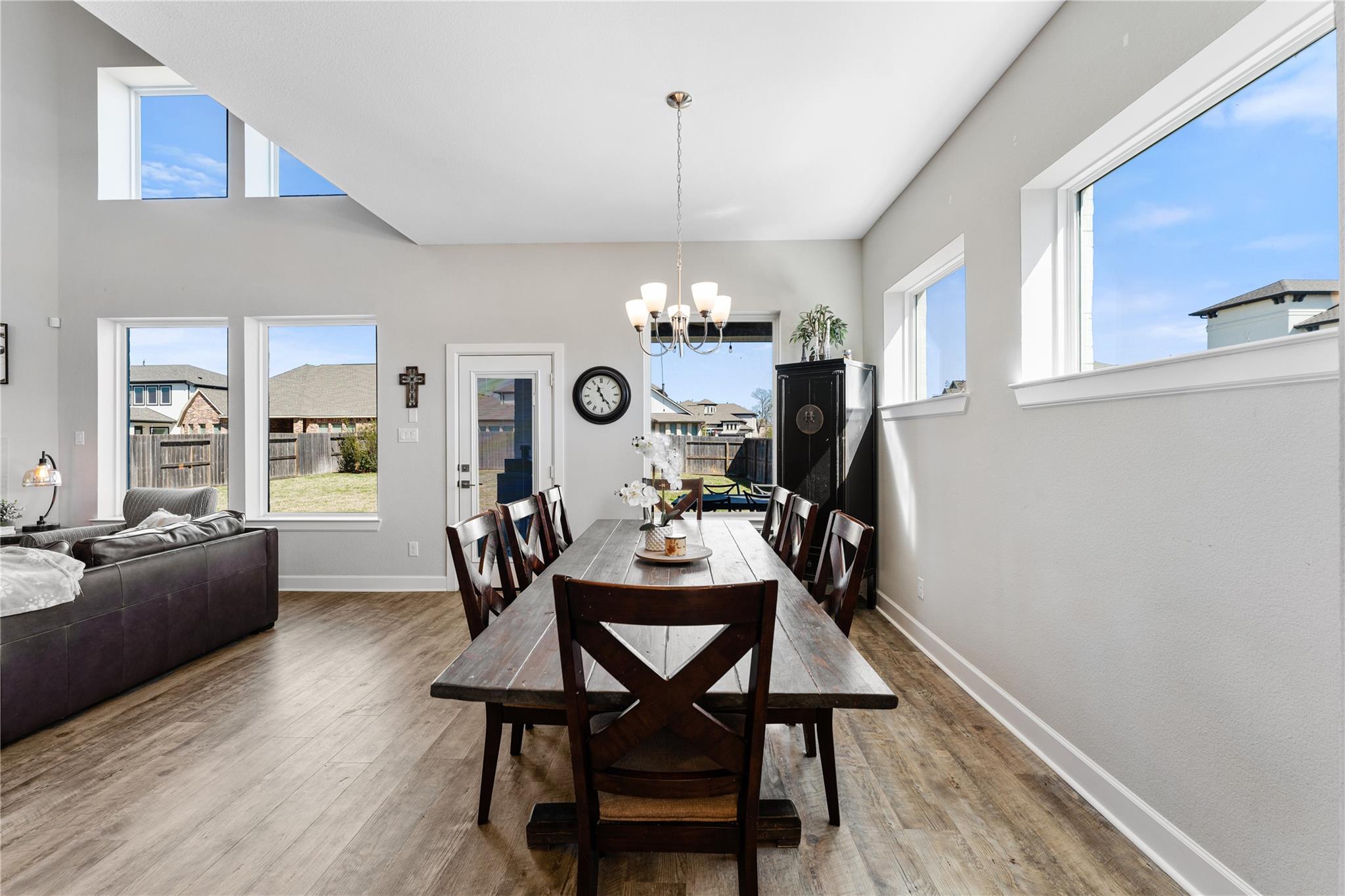 10027 Golden Woods Drive