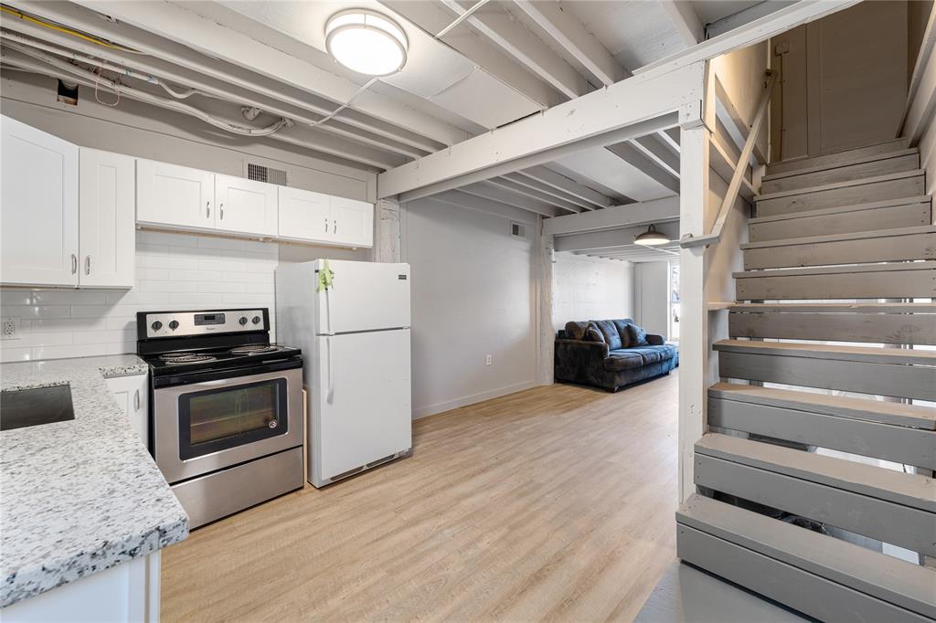 6911 Avenue O # 1