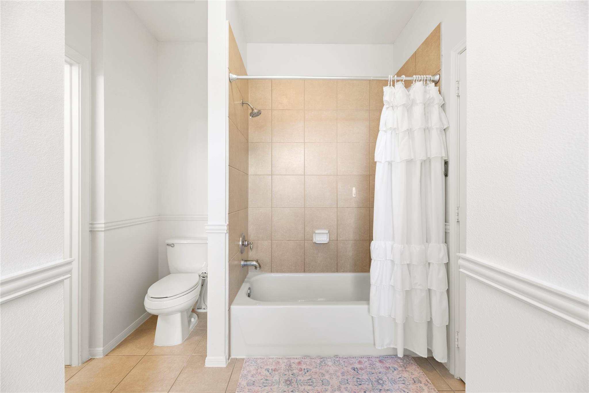 8911 Helena Bend