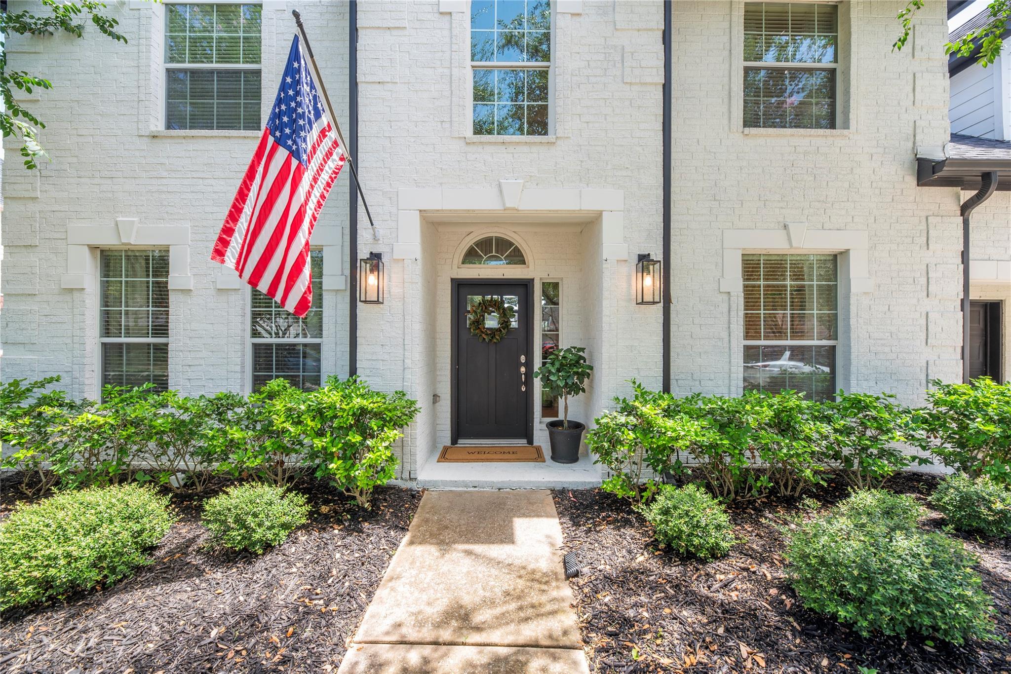 8911 Helena Bend