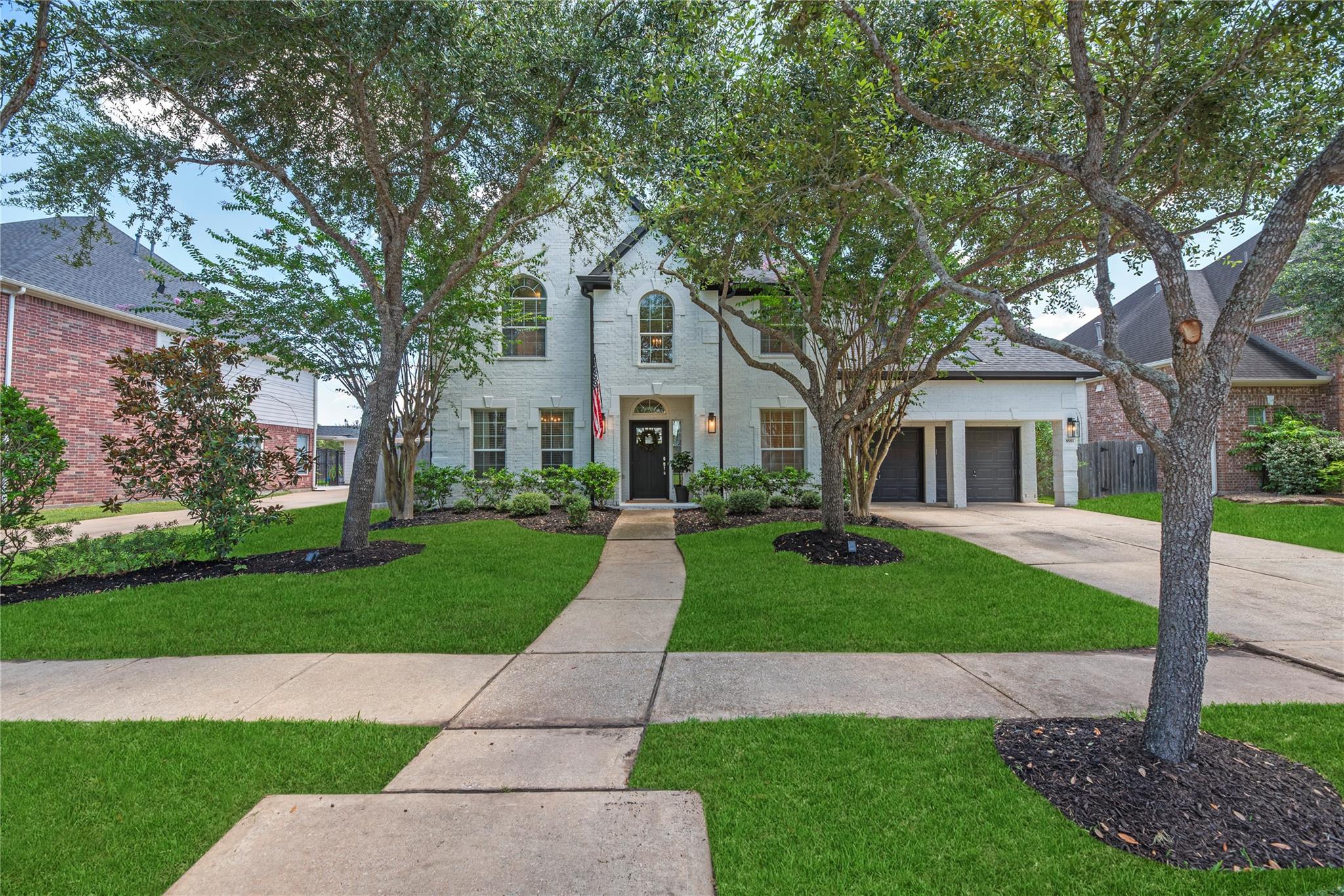 8911 Helena Bend